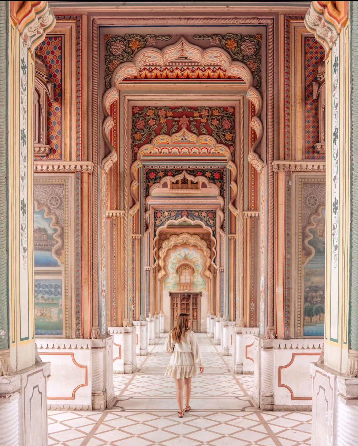 Jaipur: Architecture, Culture & Scenic Viewpoints + Pick Up 3