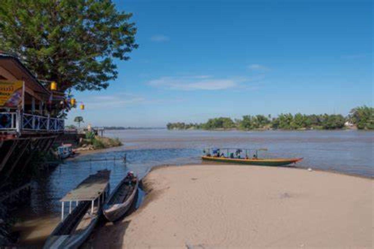 Pakse: Dondet Island Day Trip with Lunch and Dinner 3