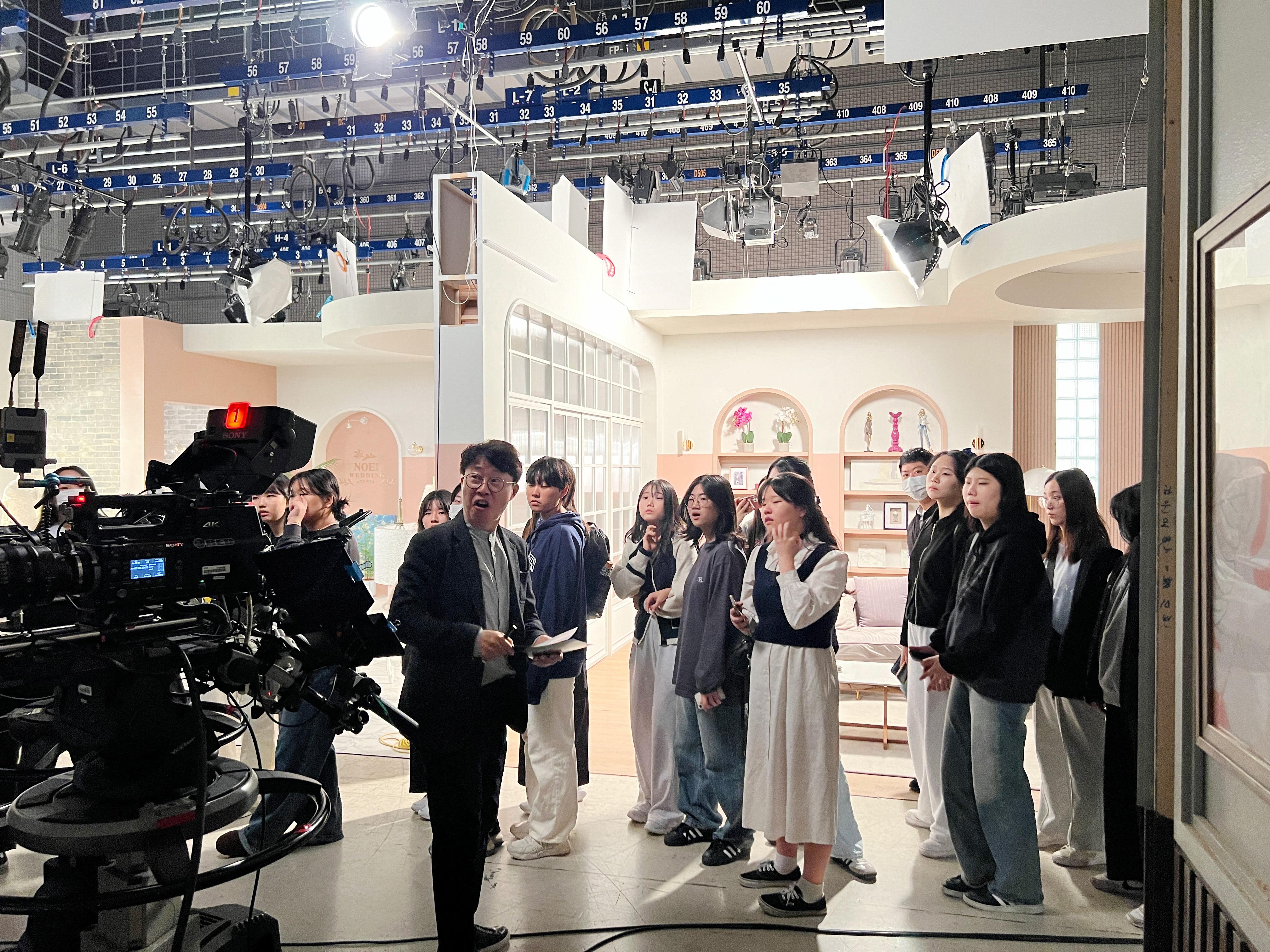 Seoul: MBC Insider Live K-Drama Rehearsal & VIP Studio Tour 2