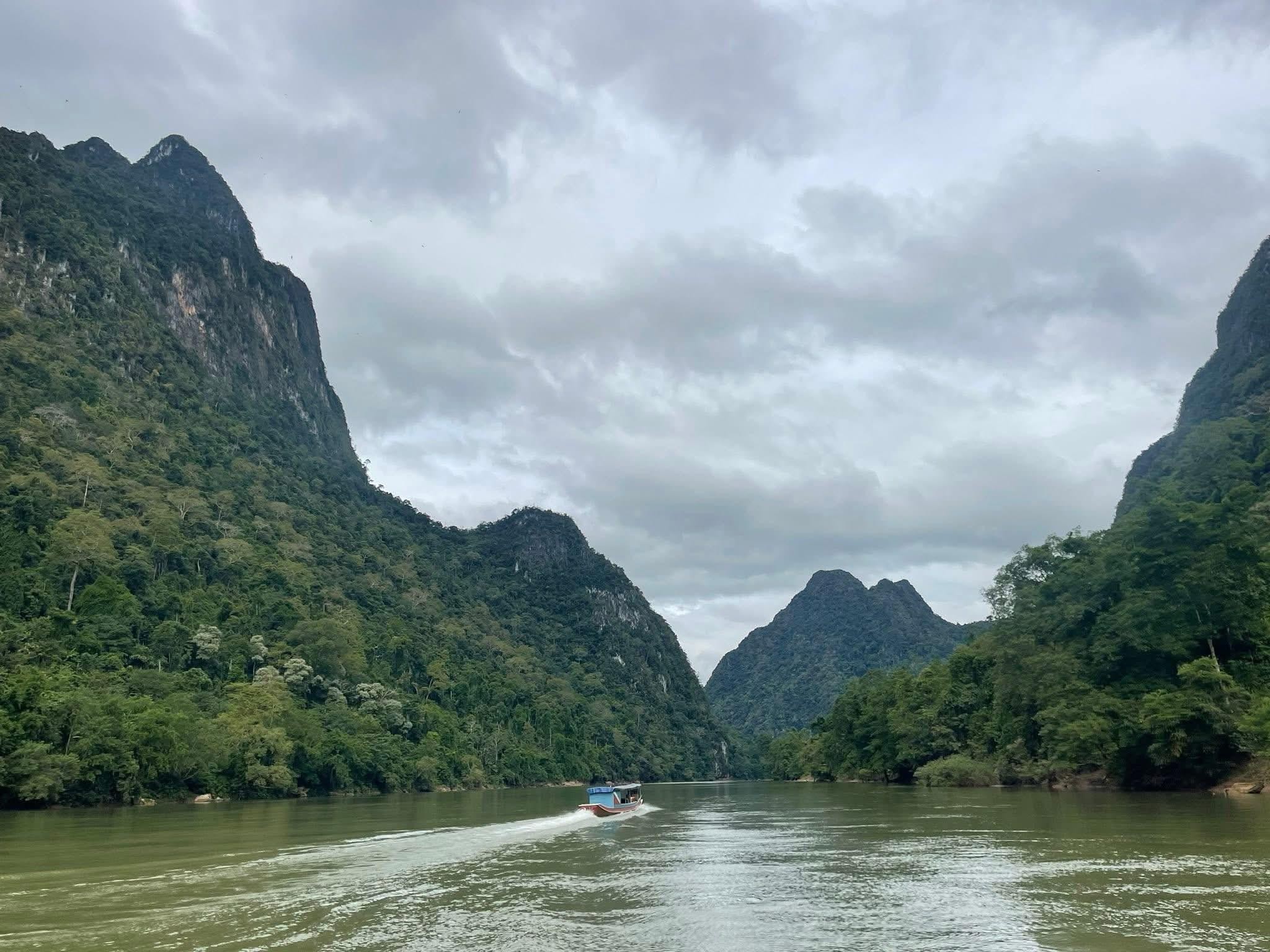 Nong Khiaw: Bamboo Weaving, Cooking & Waterfall Trek Tour 3