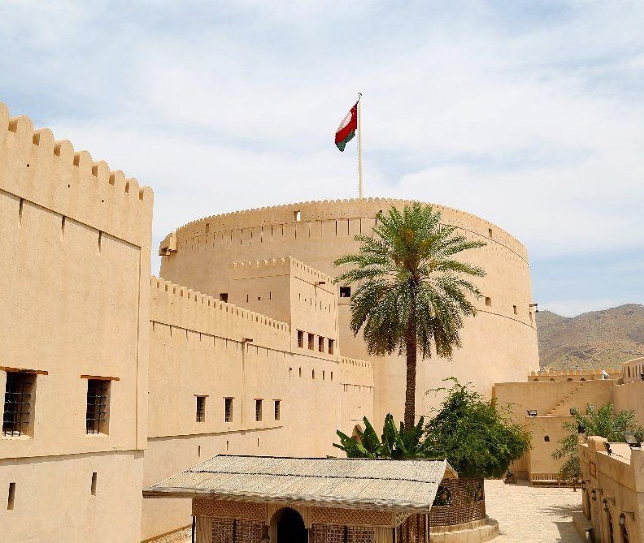 From Muscat: Nizwa and Misfat Al Abriyeen Private