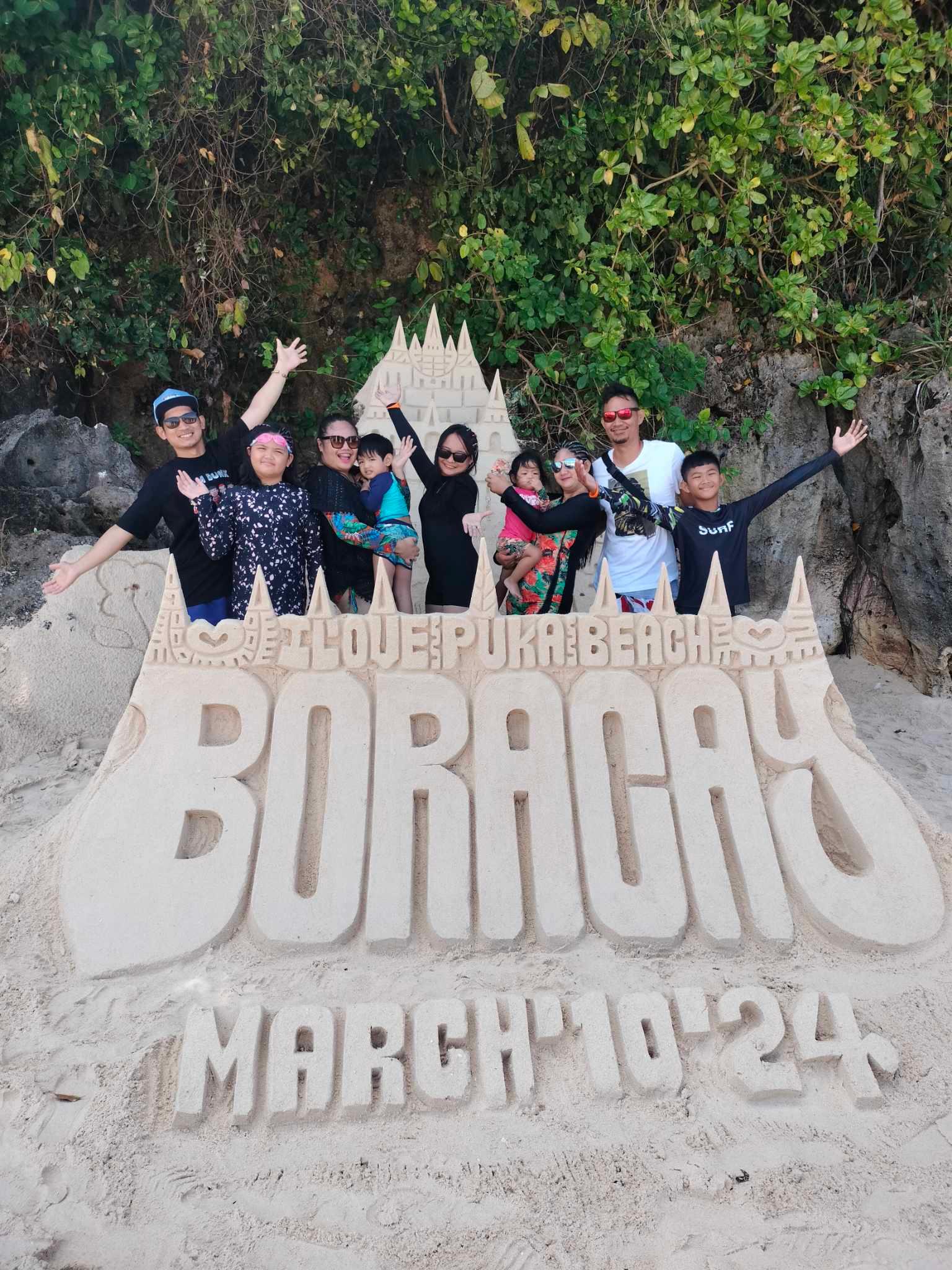 Boracay: Island Hopping with Snorkeling and Crystal Cove 3