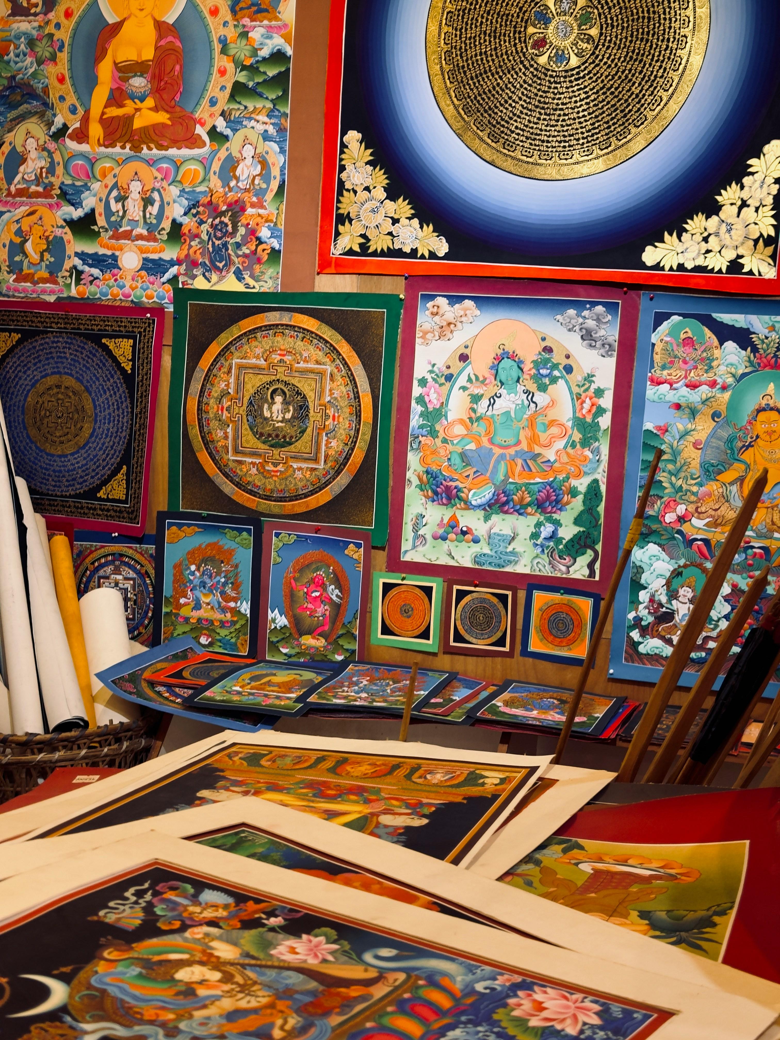 Kathmandu: Swayambhunath Evening Tour with Art Gallery Visit 2
