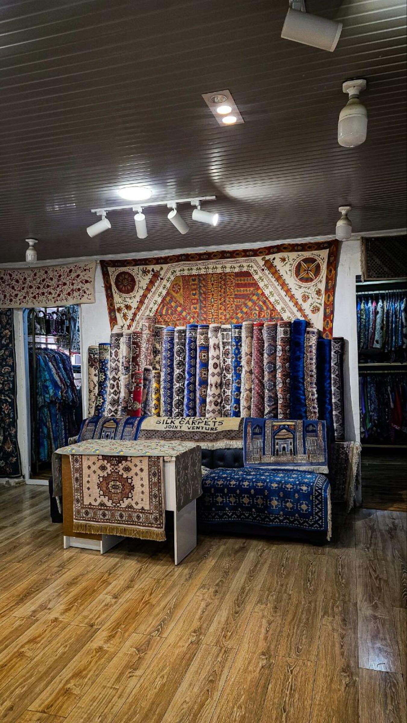 Samarkand: Silk Carpet & Ceramic Painting Workshop Tour 2