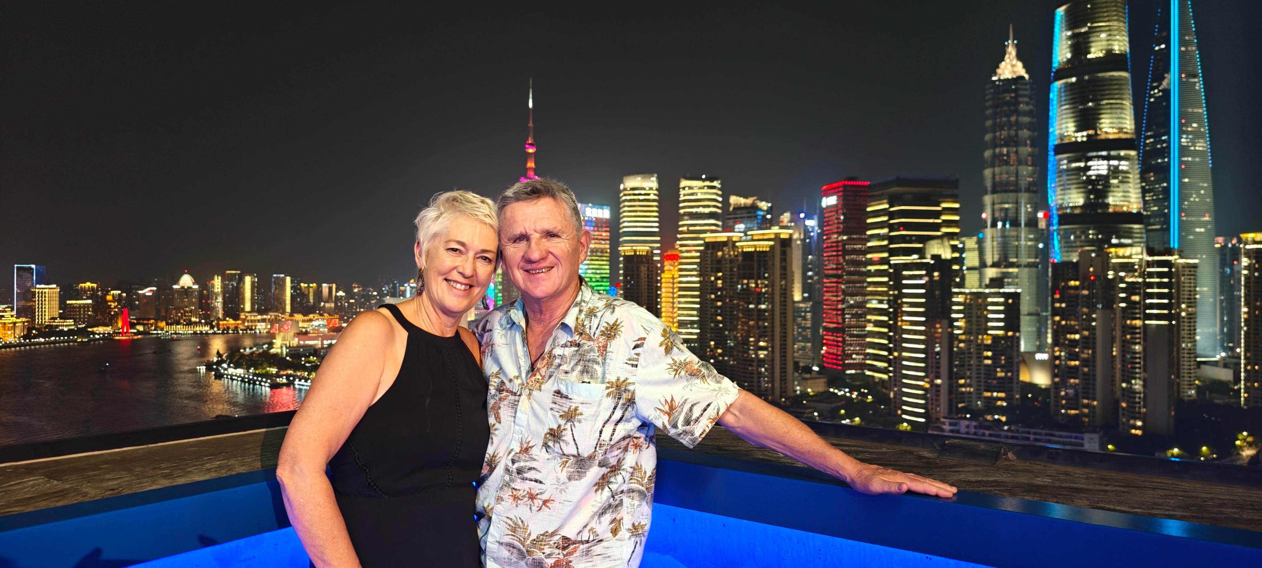 Shanghai Night Tour: Old Town, Local Dinner & Rooftop Bar 2