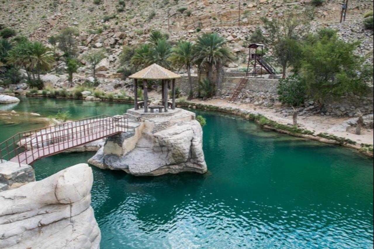 Muscat: Wahiba Sands Desert Tour and Wadi Bani Khalid Group 3