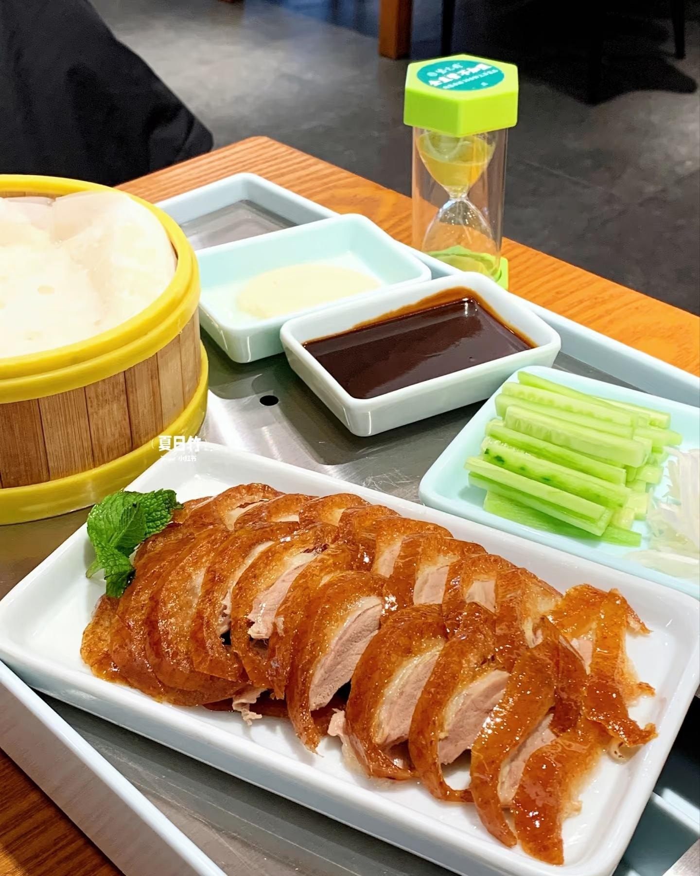 Beijing Acrobatics Show with Peking Duck & Tea Experience 2