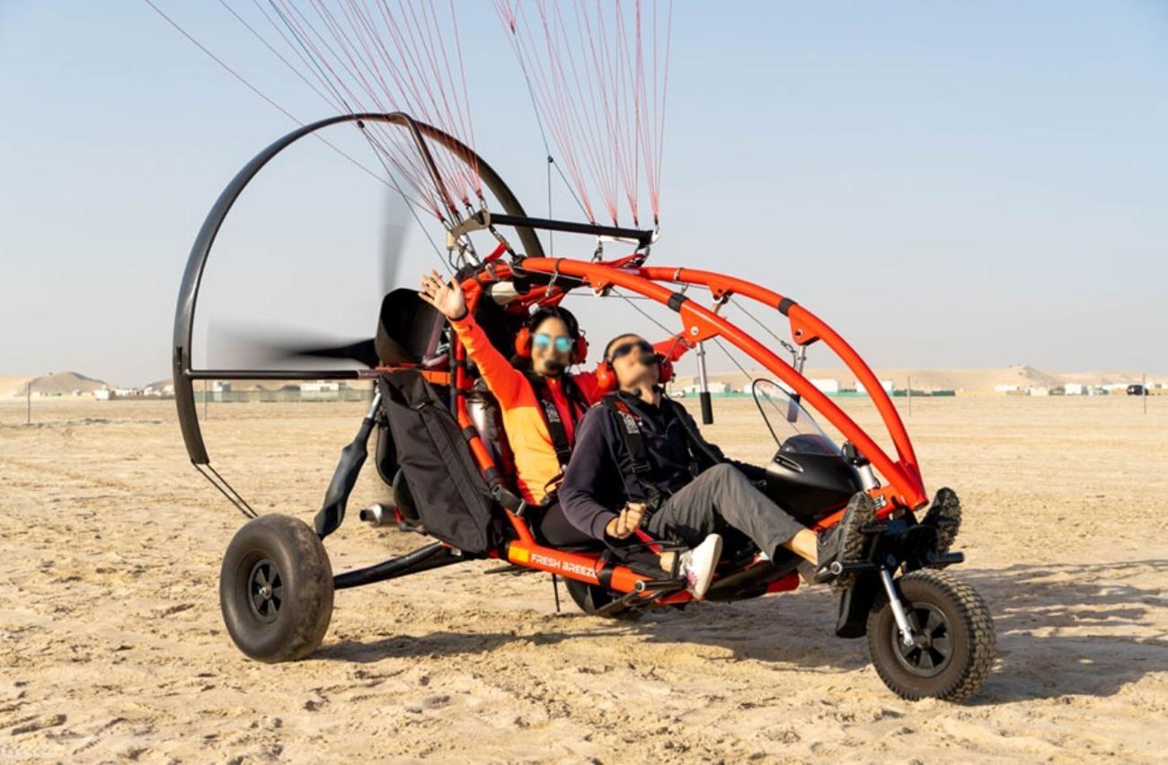 Qatar: Paratrike Flight over the Desert & Coast with Pickup 3