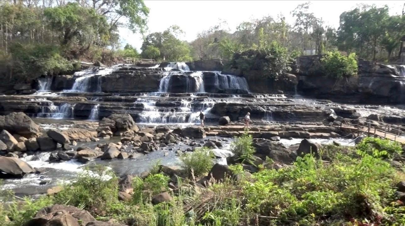 Pakse: Bolaven Plateau Waterfalls and Villages Tour 2