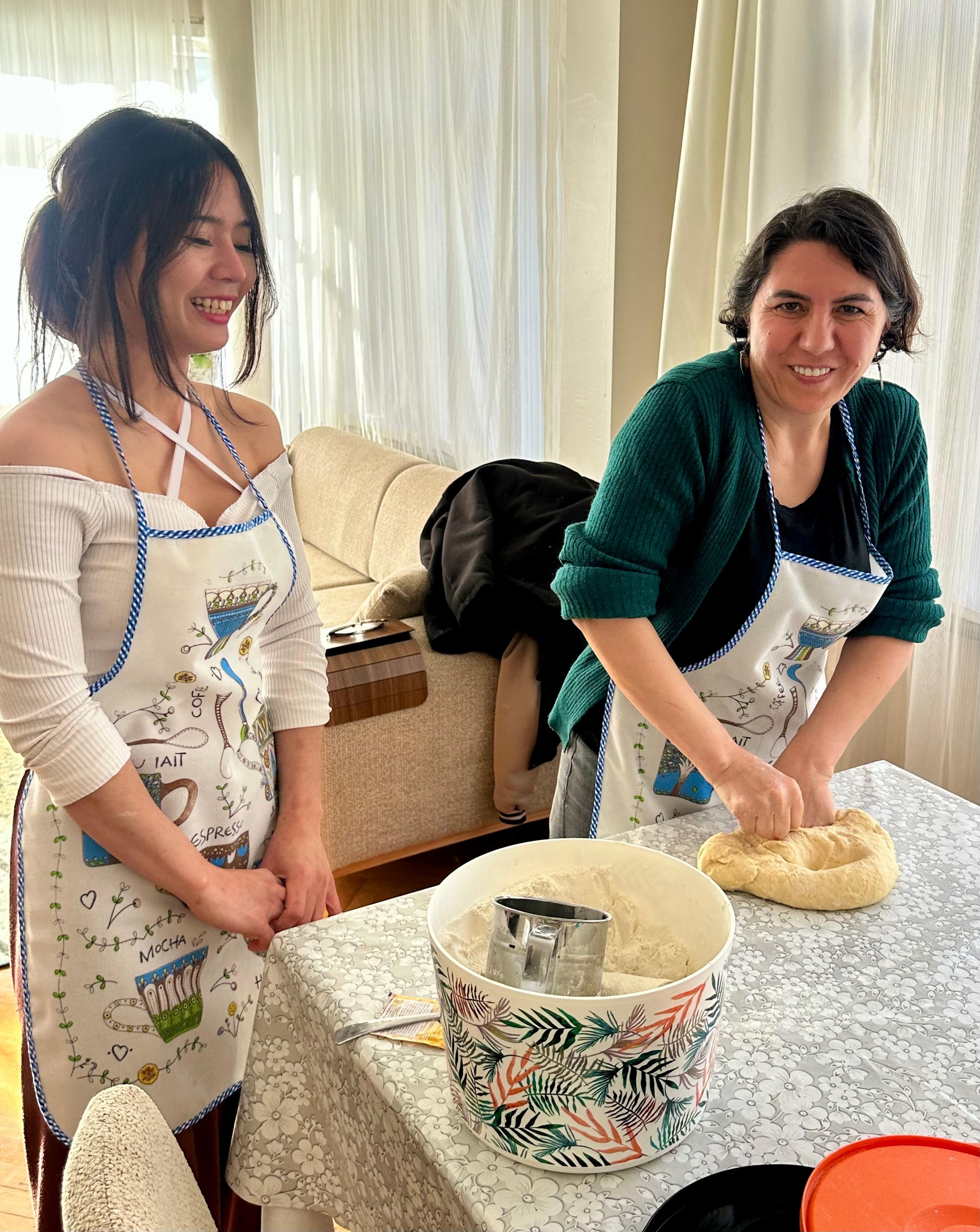 Baklava Cooking Class with a Local Mom in Central Istanbul
