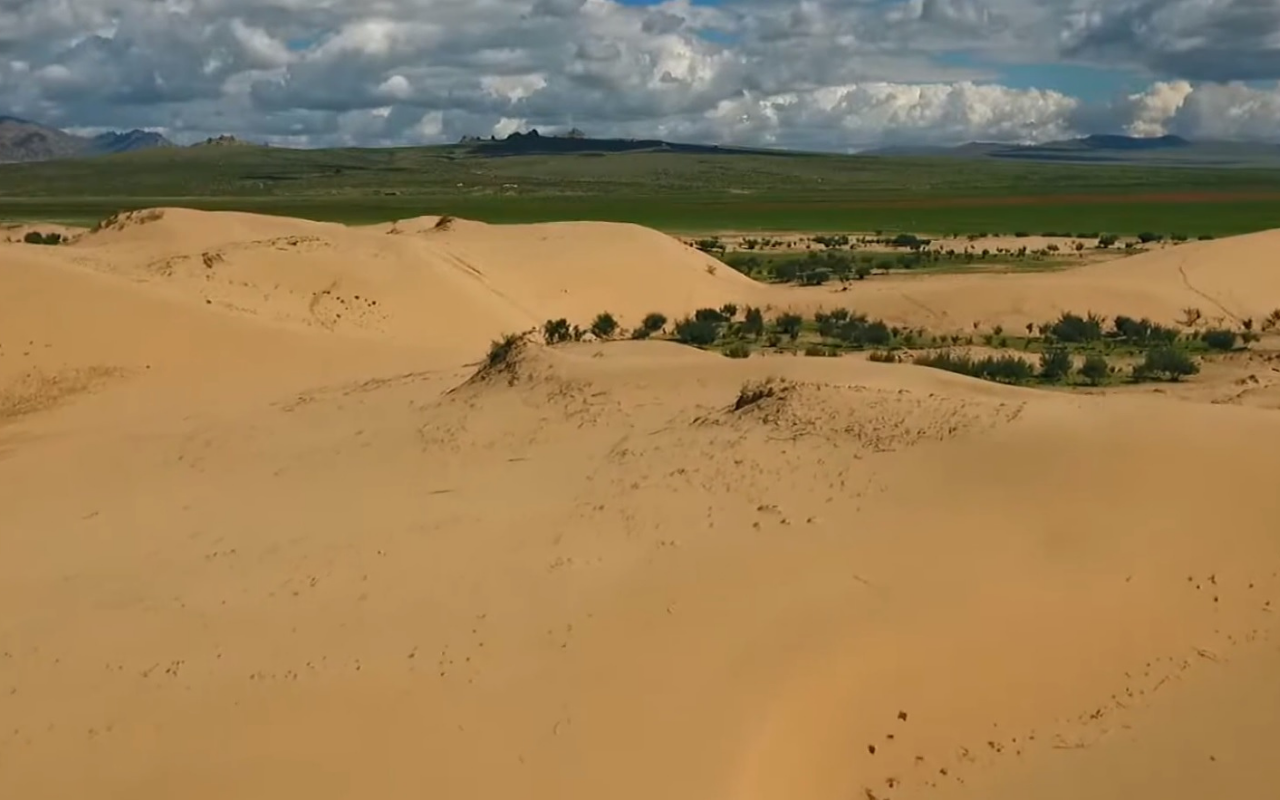 Mini Gobi Dessert: Private Elsen Tasarkhai Day tour 2