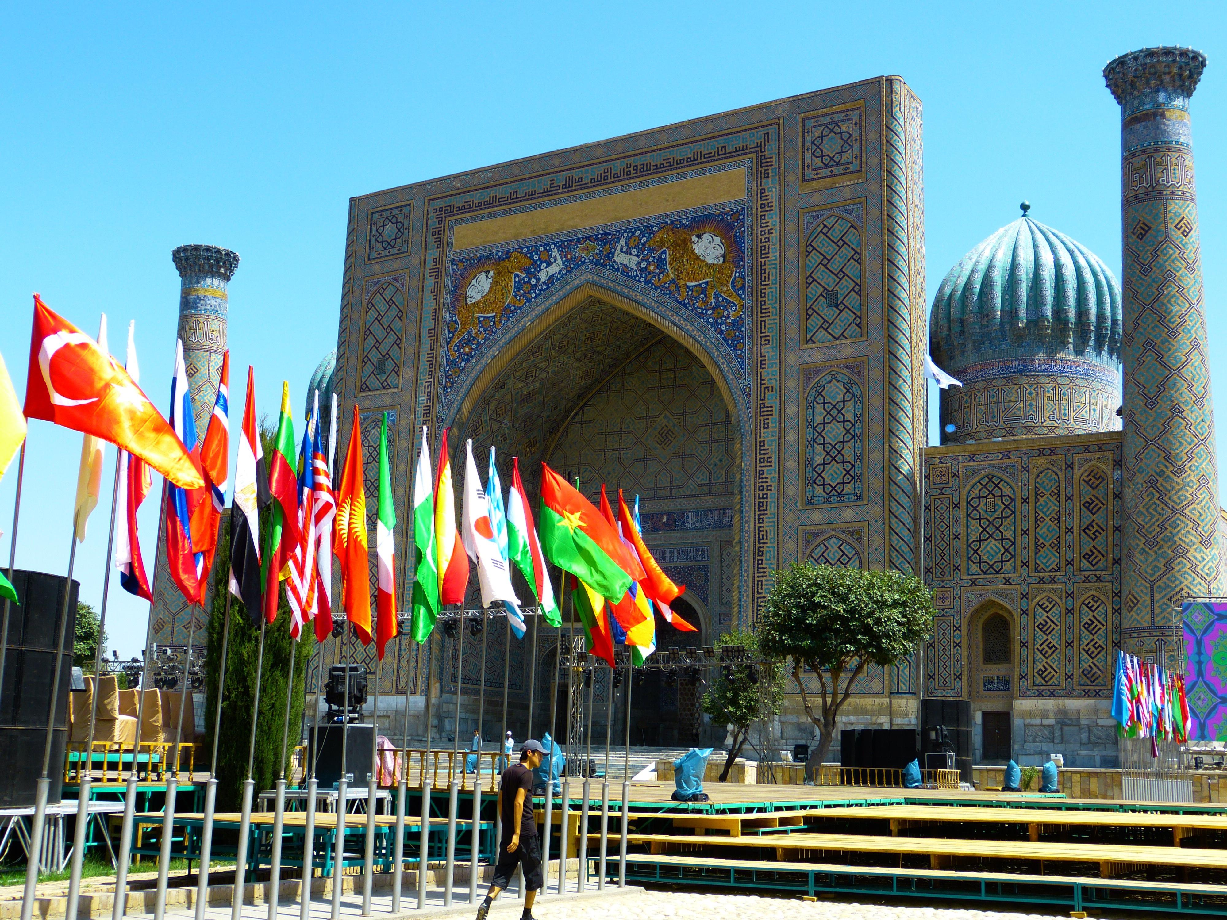 Samarkand: Historical Monuments Group Walking Tour 3