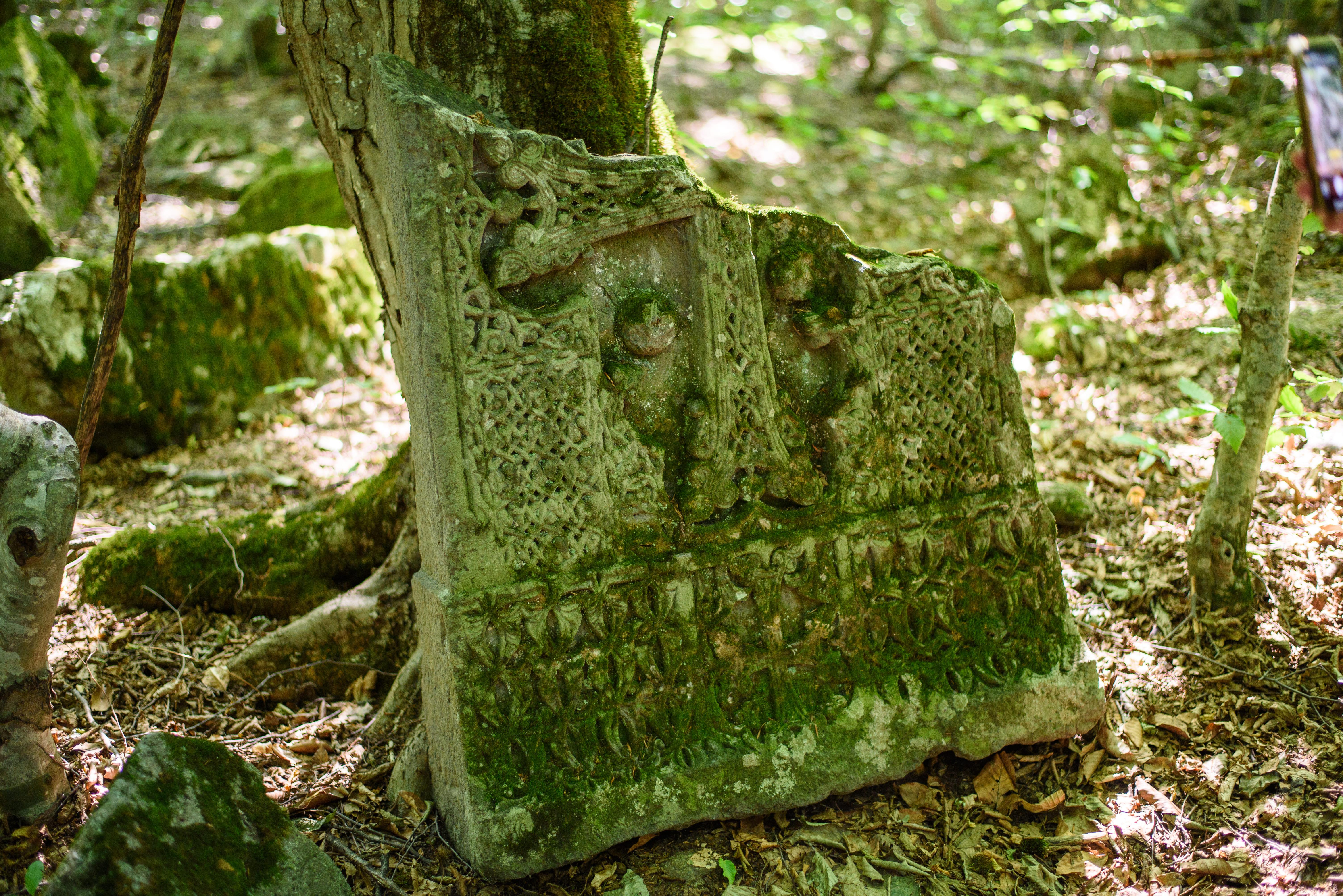 Dilijan: Hiking Tour from Parz Lake to Goshavank — guided tour in Dilijan