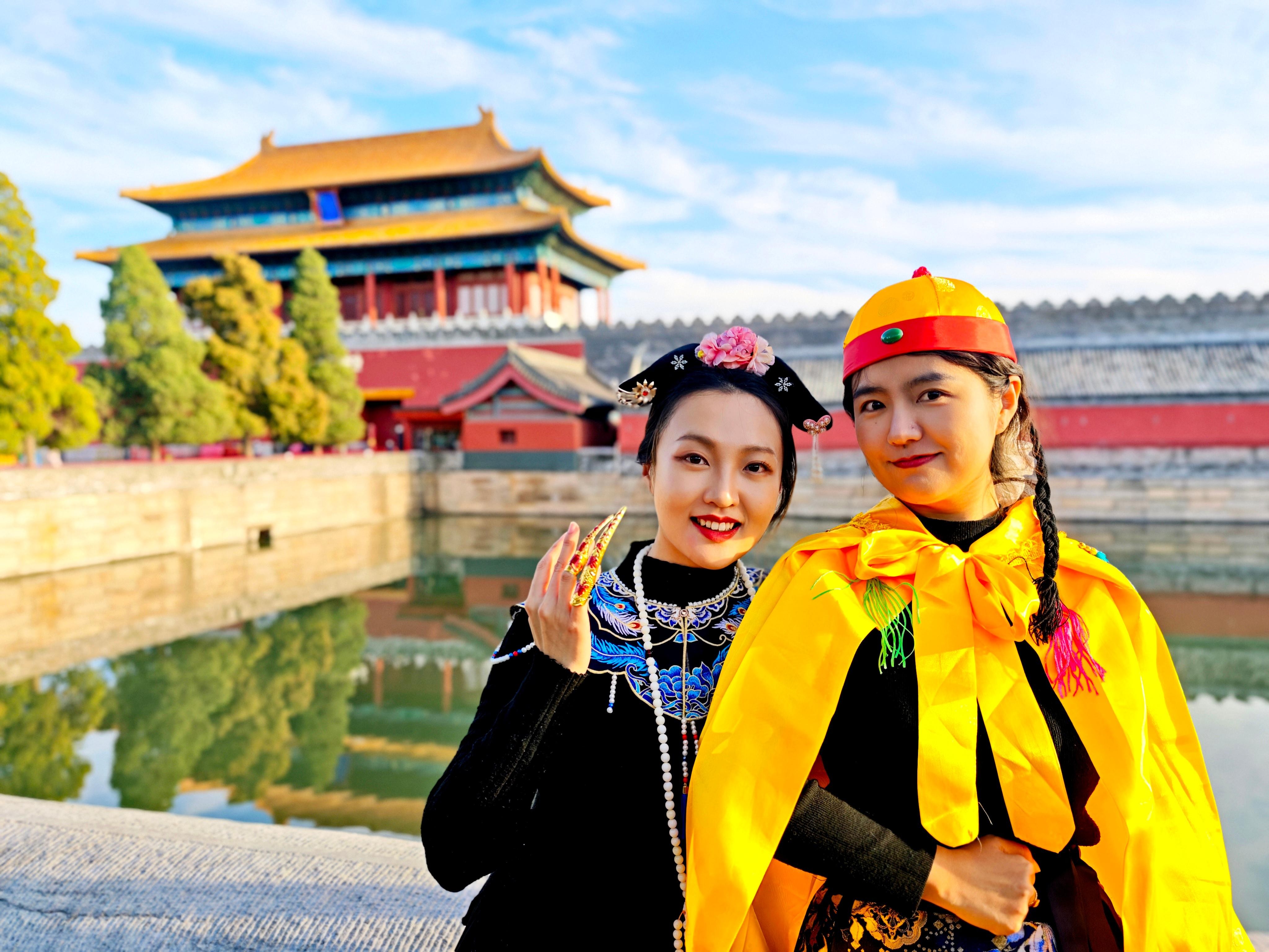 Beijing:Forbidden City--Reveal Secrets Behind Red Walls