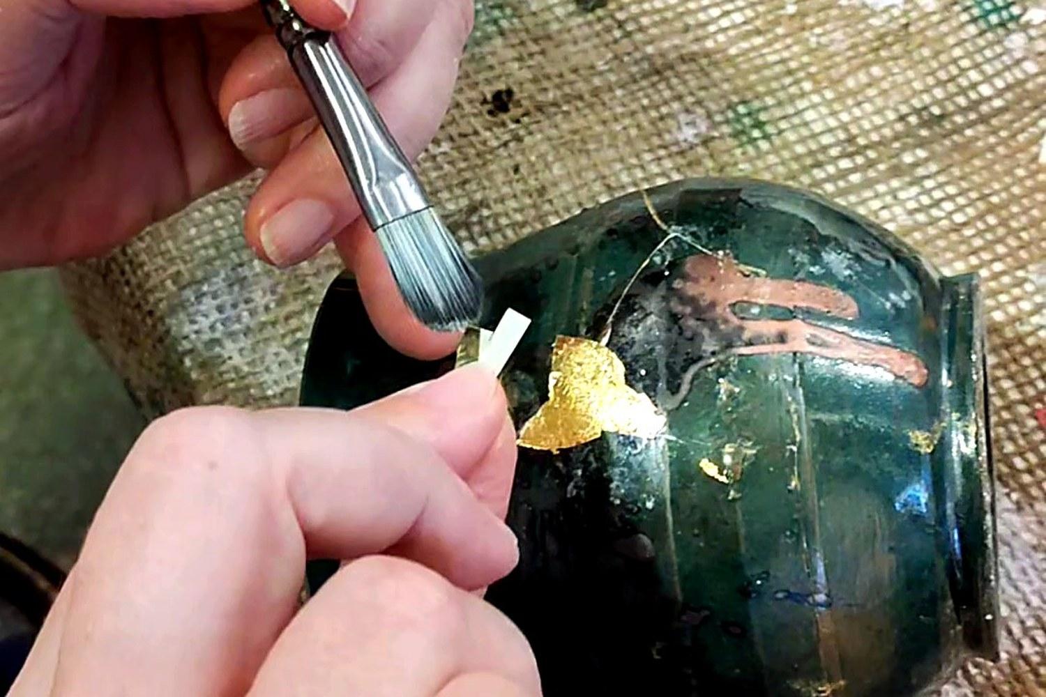 Amman: Kintsugi Pottery Workshop with Snacks and Drinks