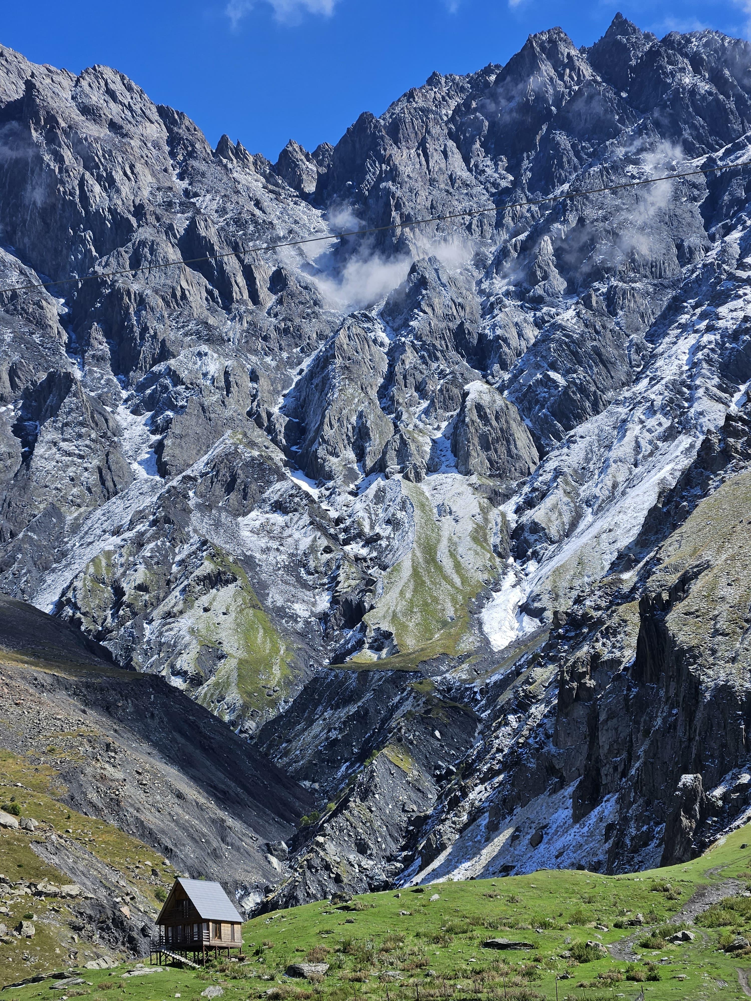 From Tbilisi to Kazbegi and back: Full-Day Private Tour