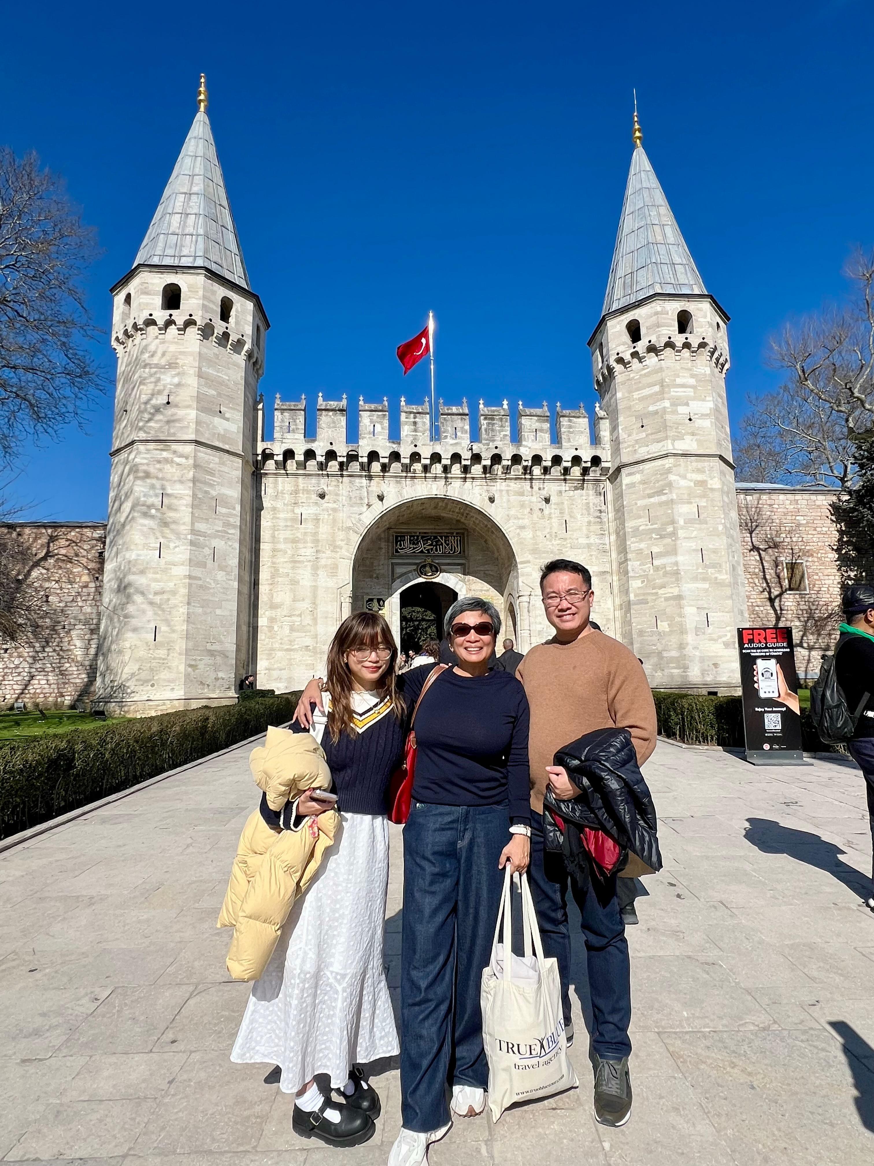 Istanbul: Topkapi Palace and Harem Skip-the-Line Guided Tour