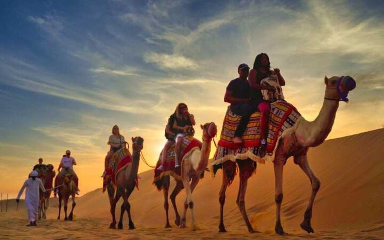 Doha: Sunrise or Sunset Desert Safari with Pickup & Drop off 3