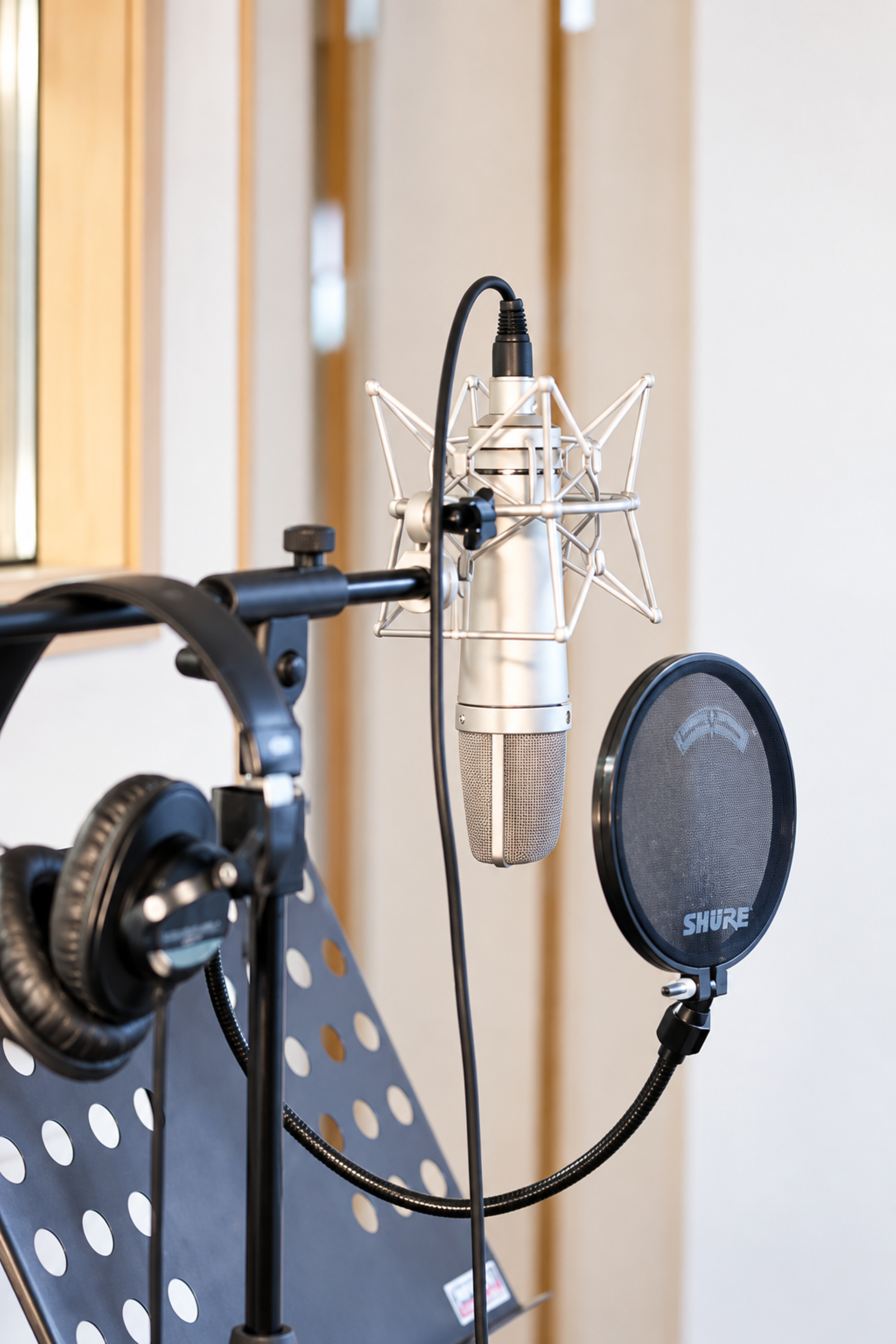 Be a K-Pop Star in Seoul: Studio Recording, Makeup & Video 2