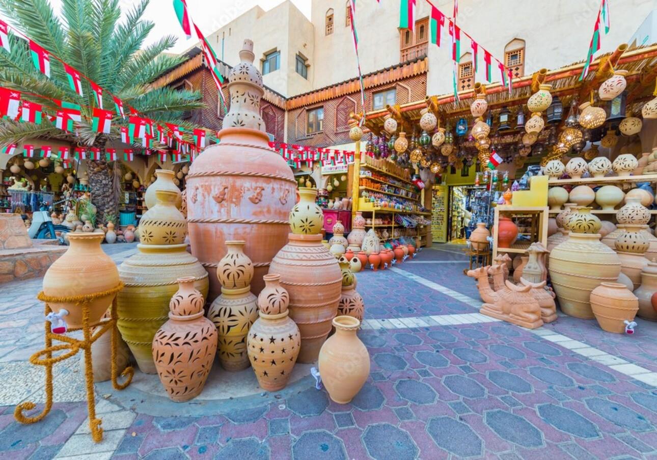 From Muscat: Nizwa & Bahla Castles, Clay & Culture Day Tour 3