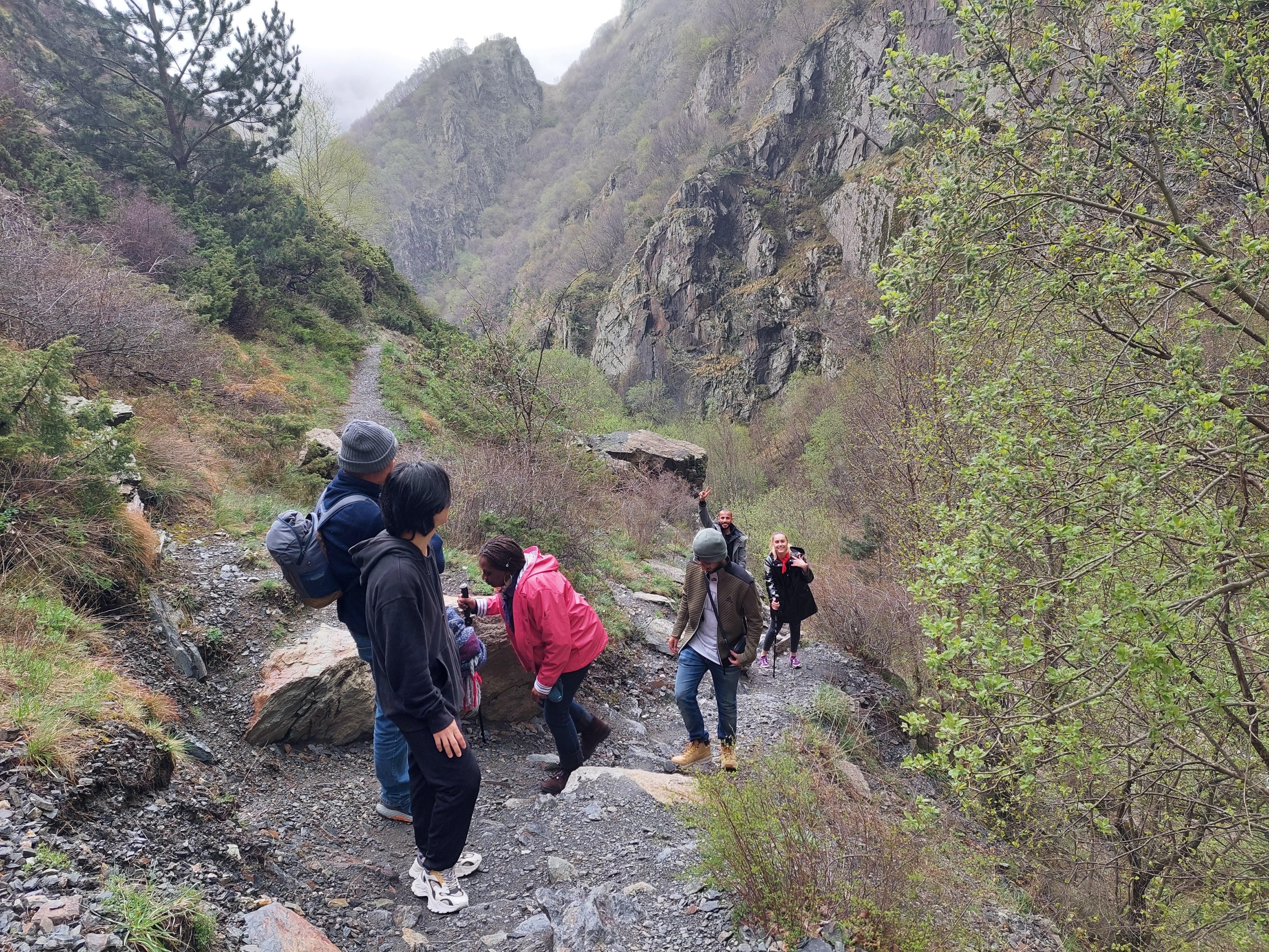 Kazbegi: Gveleti Waterfall Guided Hike 3