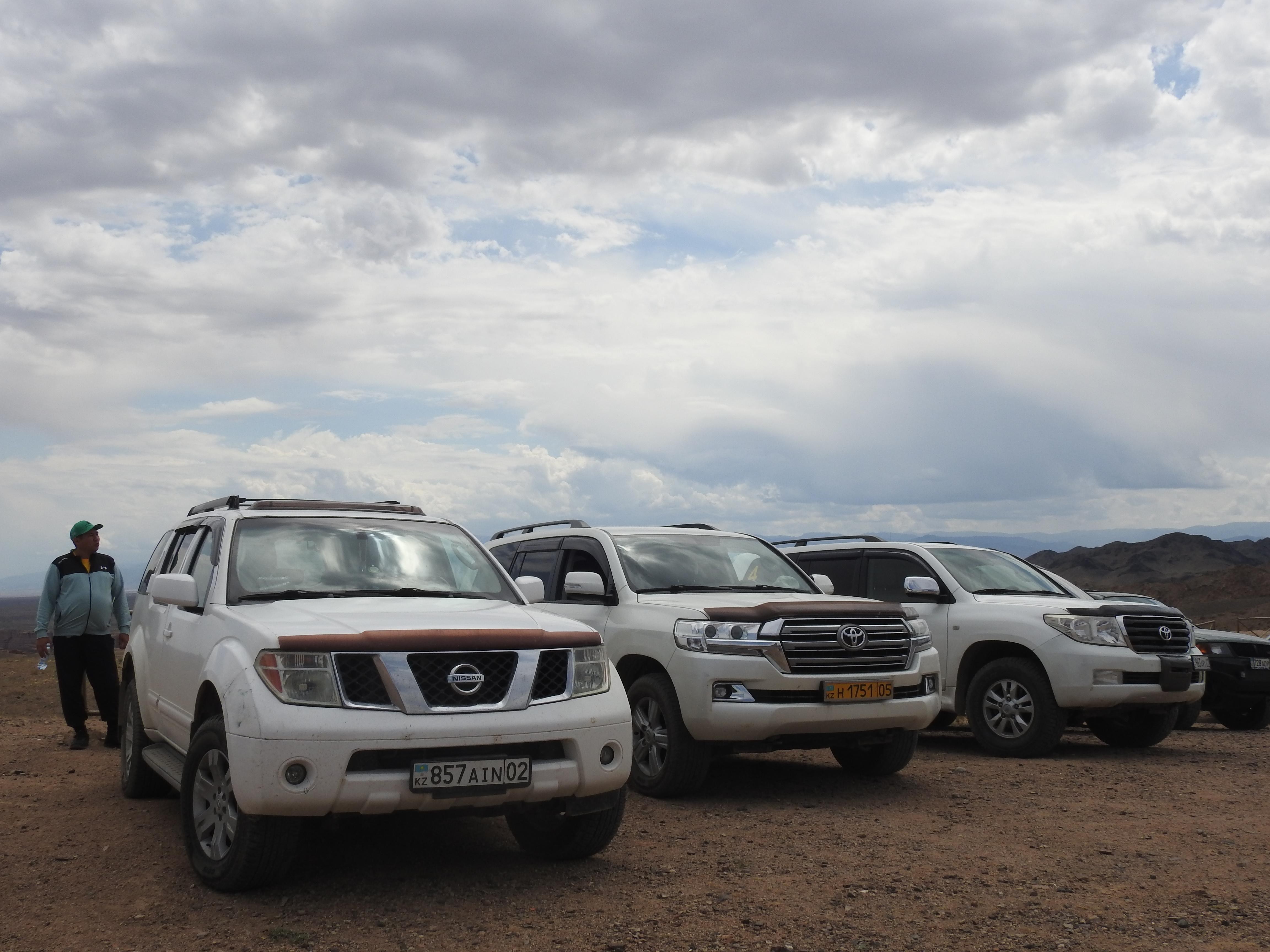 From Almaty: Private SUV Tour to Charyn Canyon Viewpoints 3