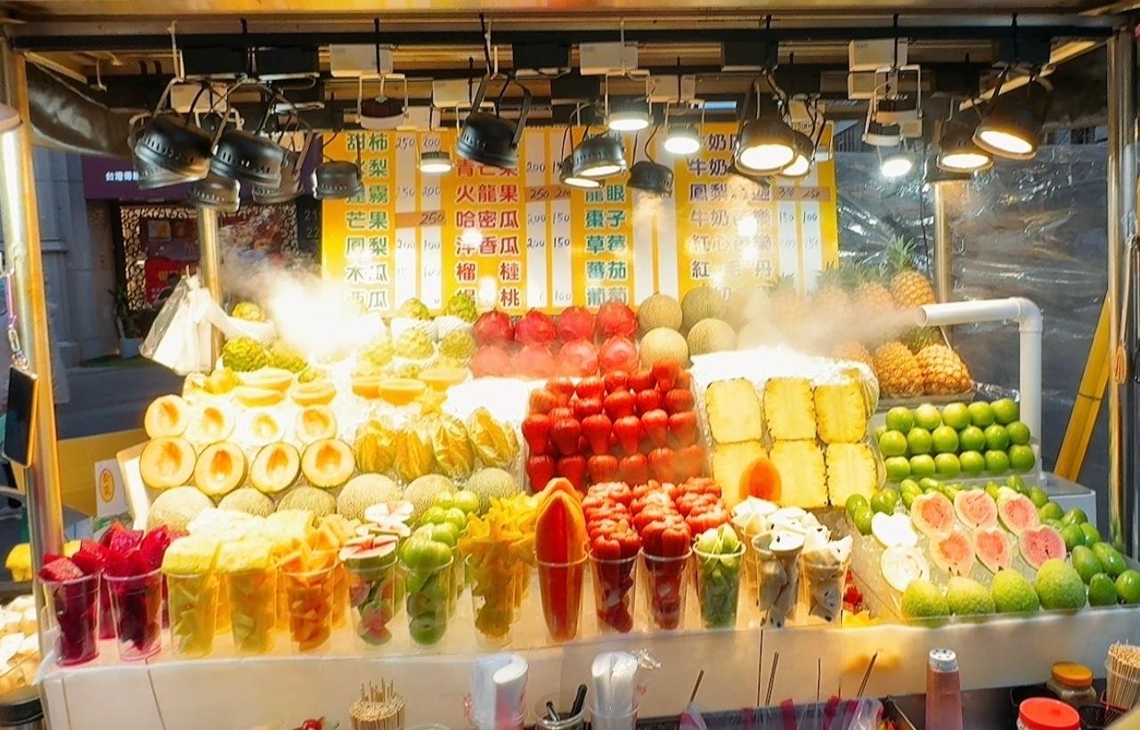 Private Night Market Tour with a Variety of Food Tastings 2