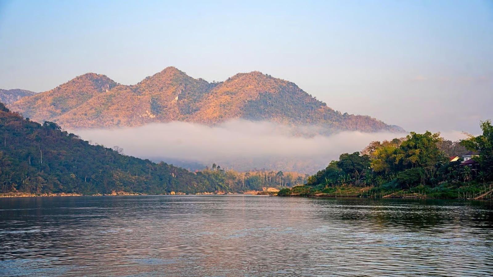 From Luang Prabang: 2-Day Slow Boat Transfer to Huay Xai 2