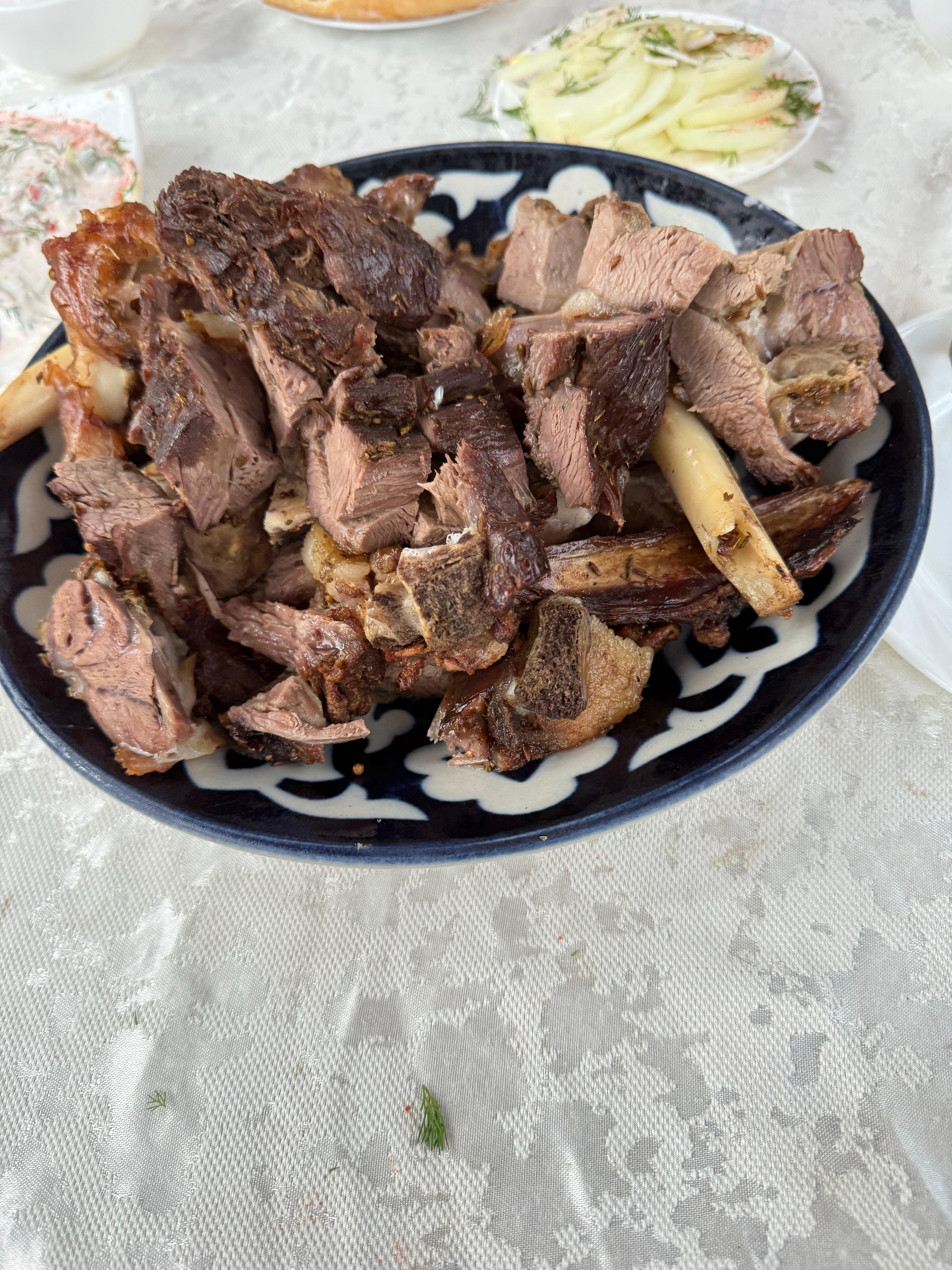 Samarkand: Urgut Bazaar, Chor Chinor & Mountain Tour & Lunch 3