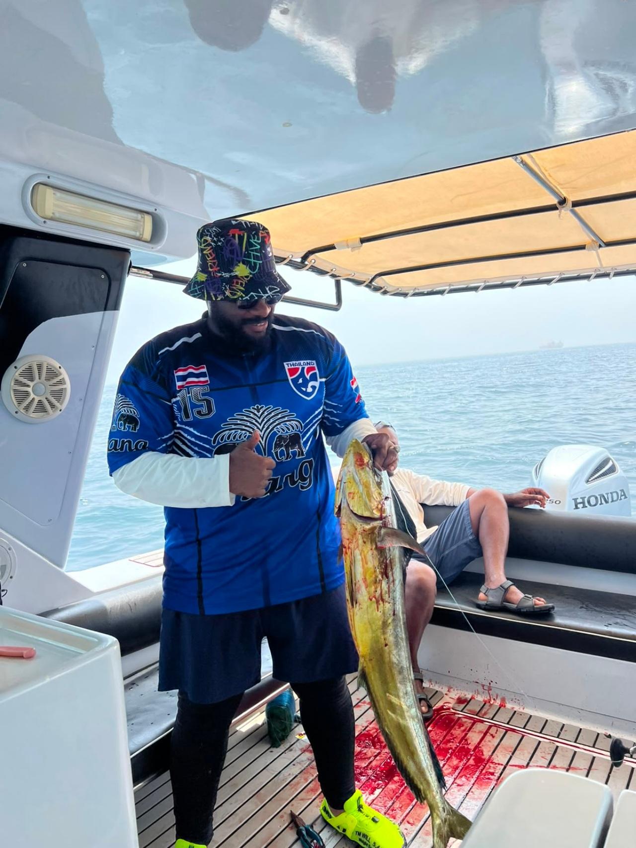 Muscat: Fishing and Snorkeling Boat Tour 3