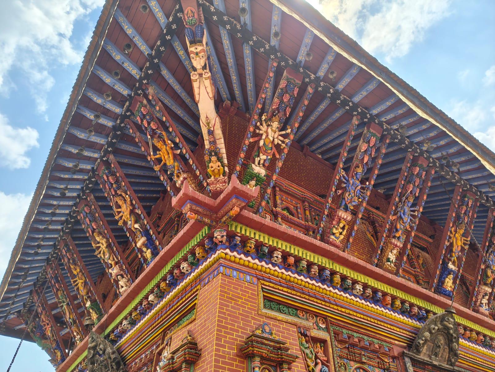 Kathmandu: Everest View, Hike from Nagarkot & Heritage tour