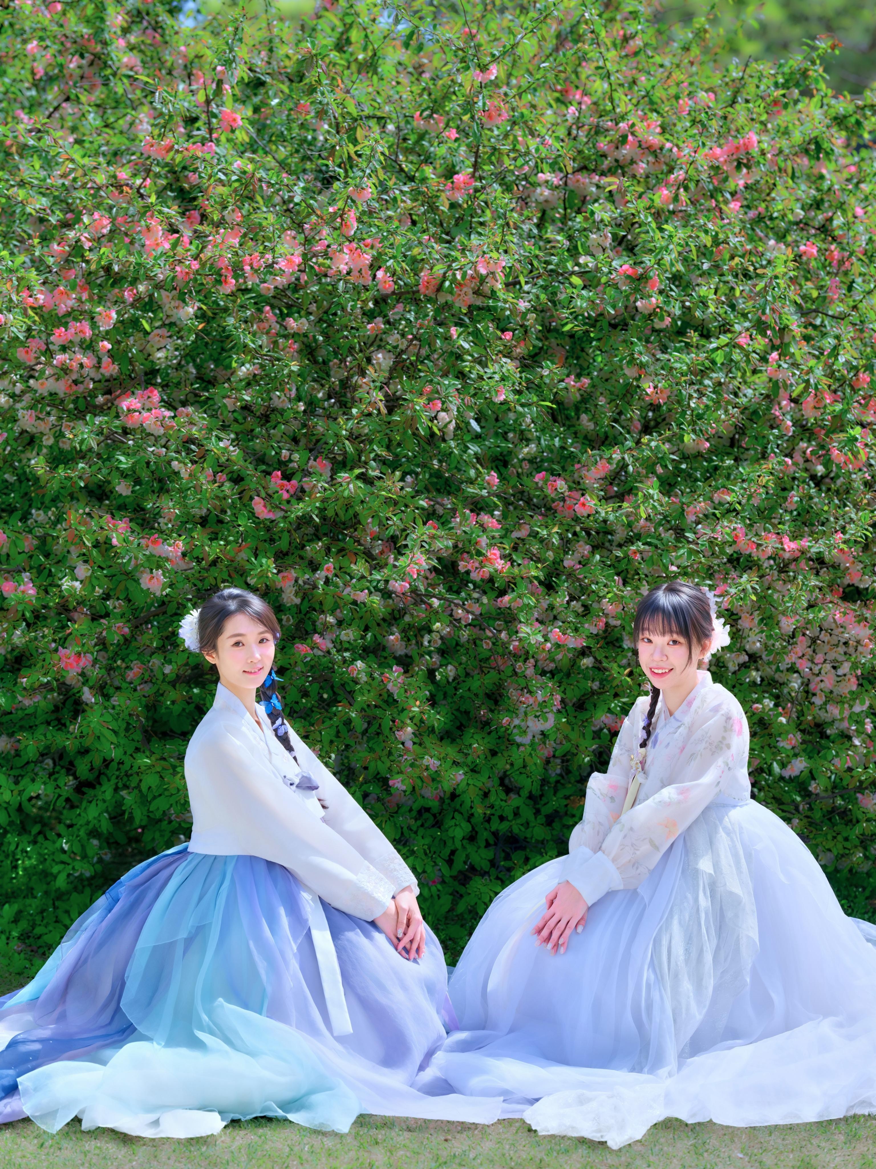 Seoul: Gyeongbokgung Palace Hanbok Photoshoot 3