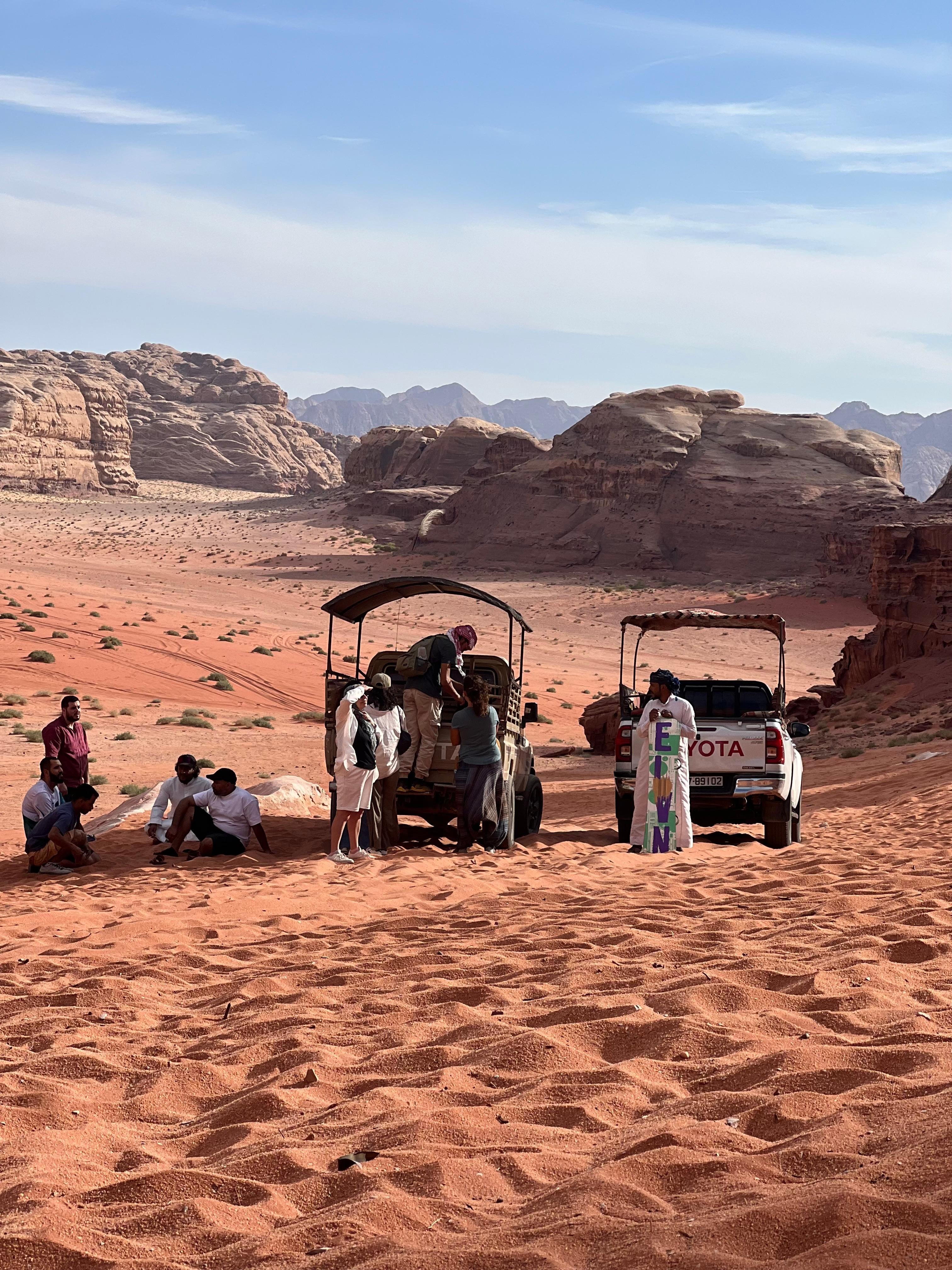 Wadi Rum: Full-Day Jeep Tour, Long Hike & Desert Overnight