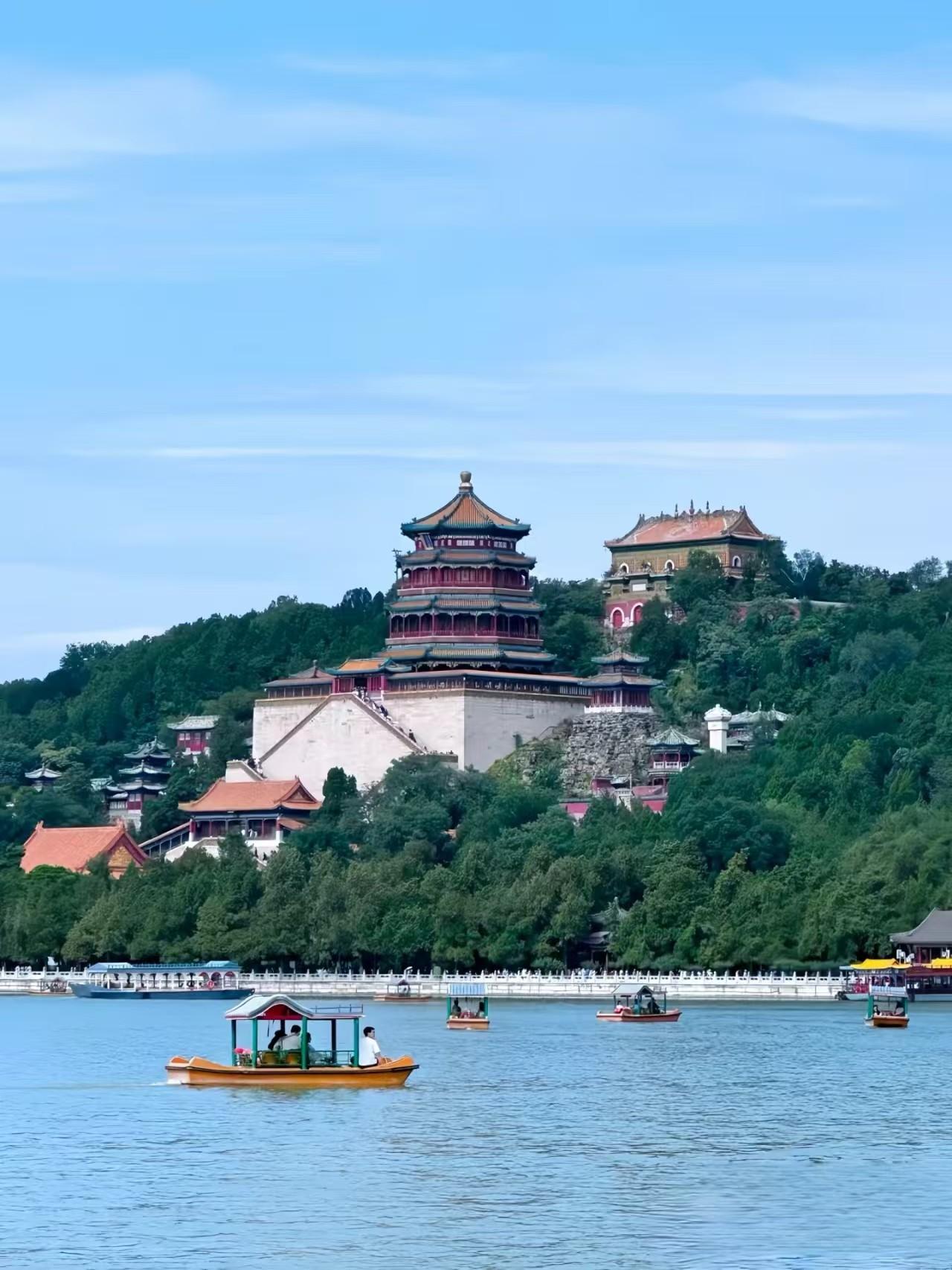 Summer Palace Half-Day Tour with Royal Boat Route