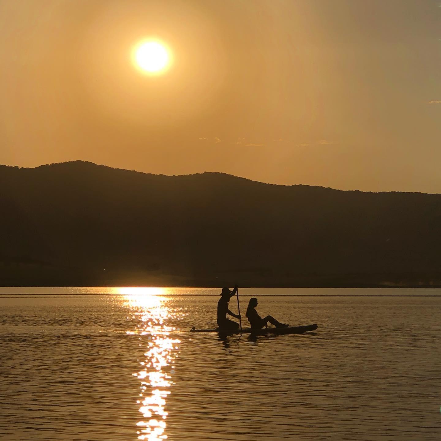 Tbilisi: Bazaleti Lake Stand-Up Paddleboarding Tour