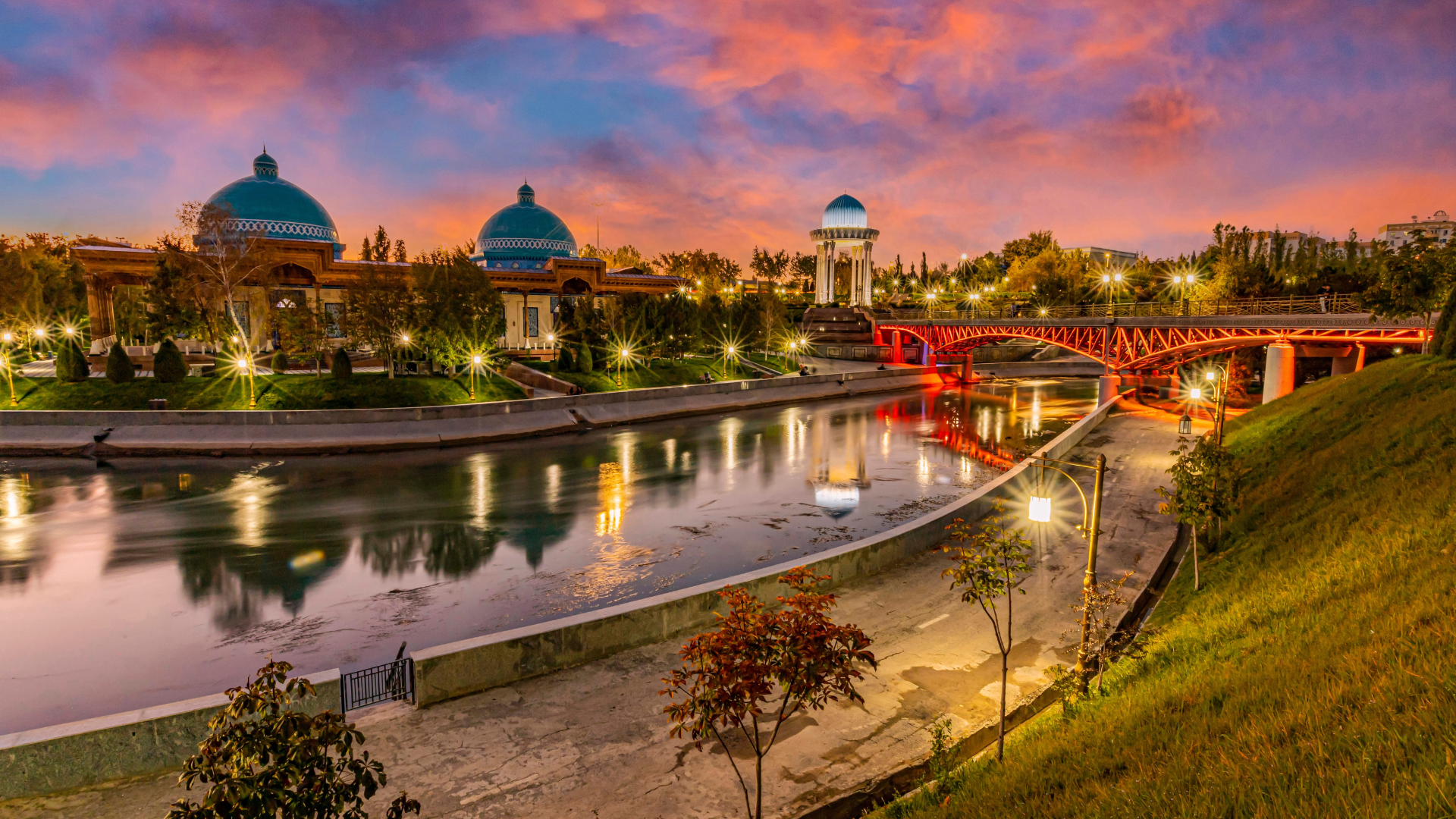 Tashkent: Private Evening & Night Tour with Dinner 3