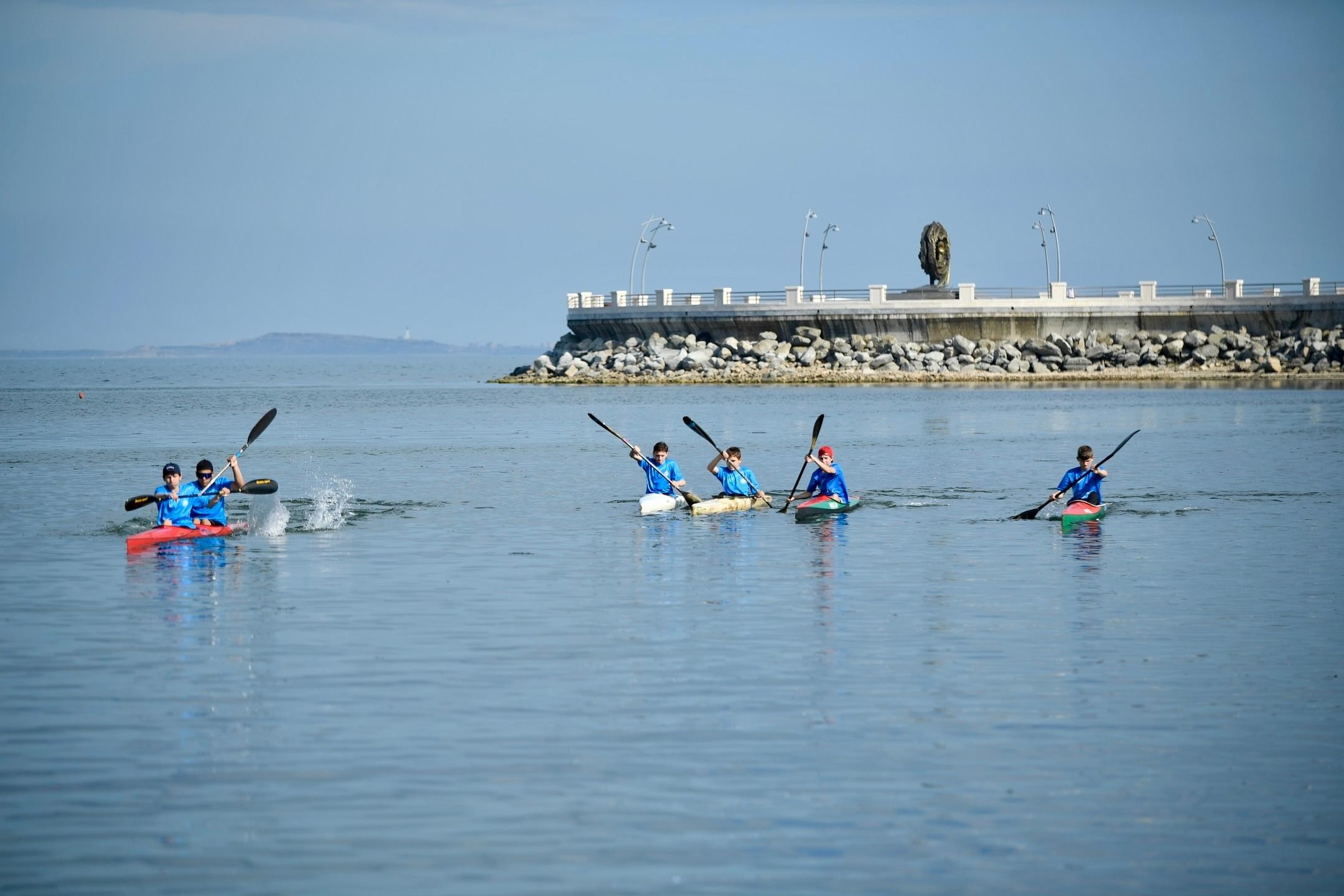 Baku: Private Canoe Tour 3