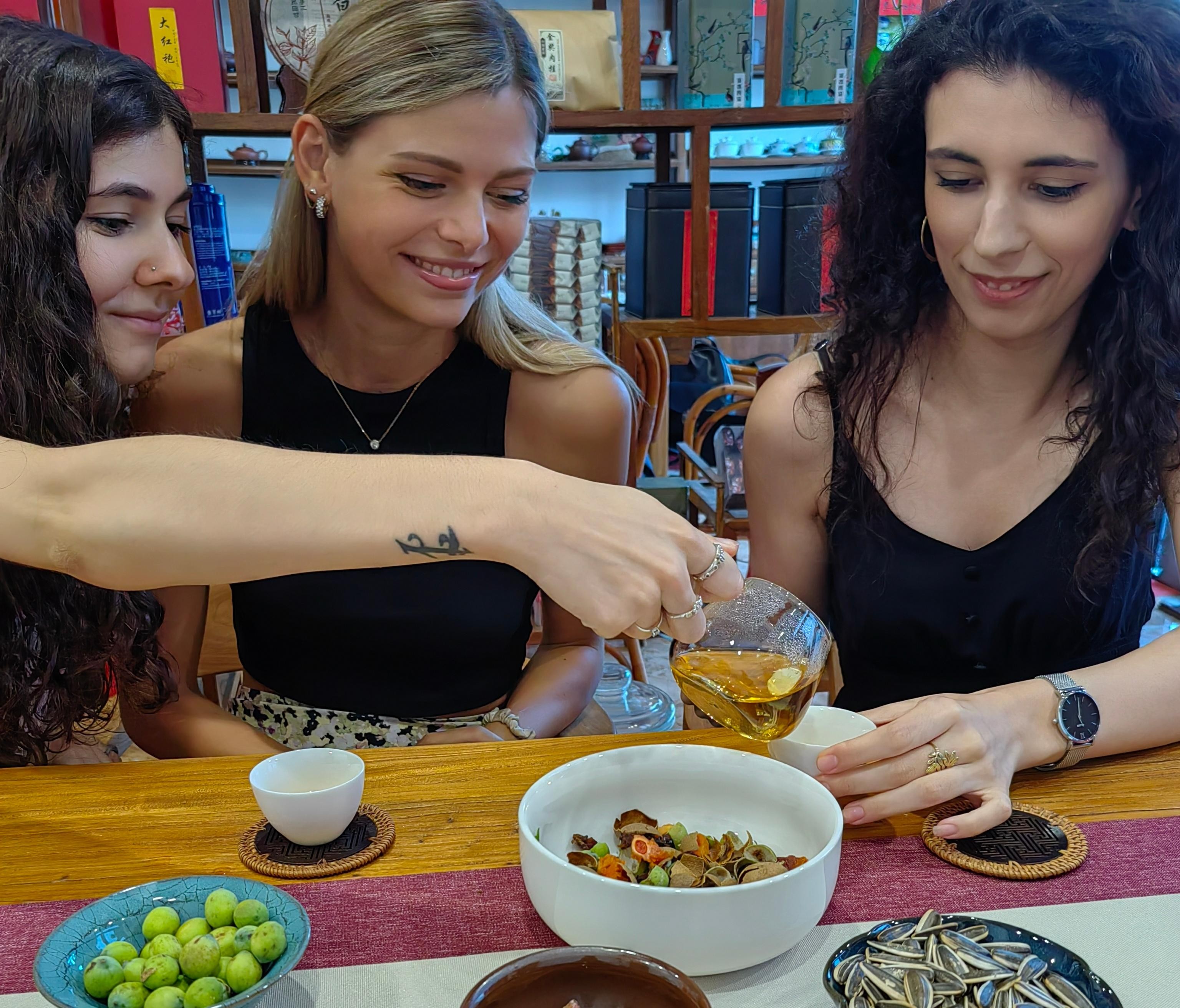 Beijing: Tai Chi and Tea Ceremony Experience