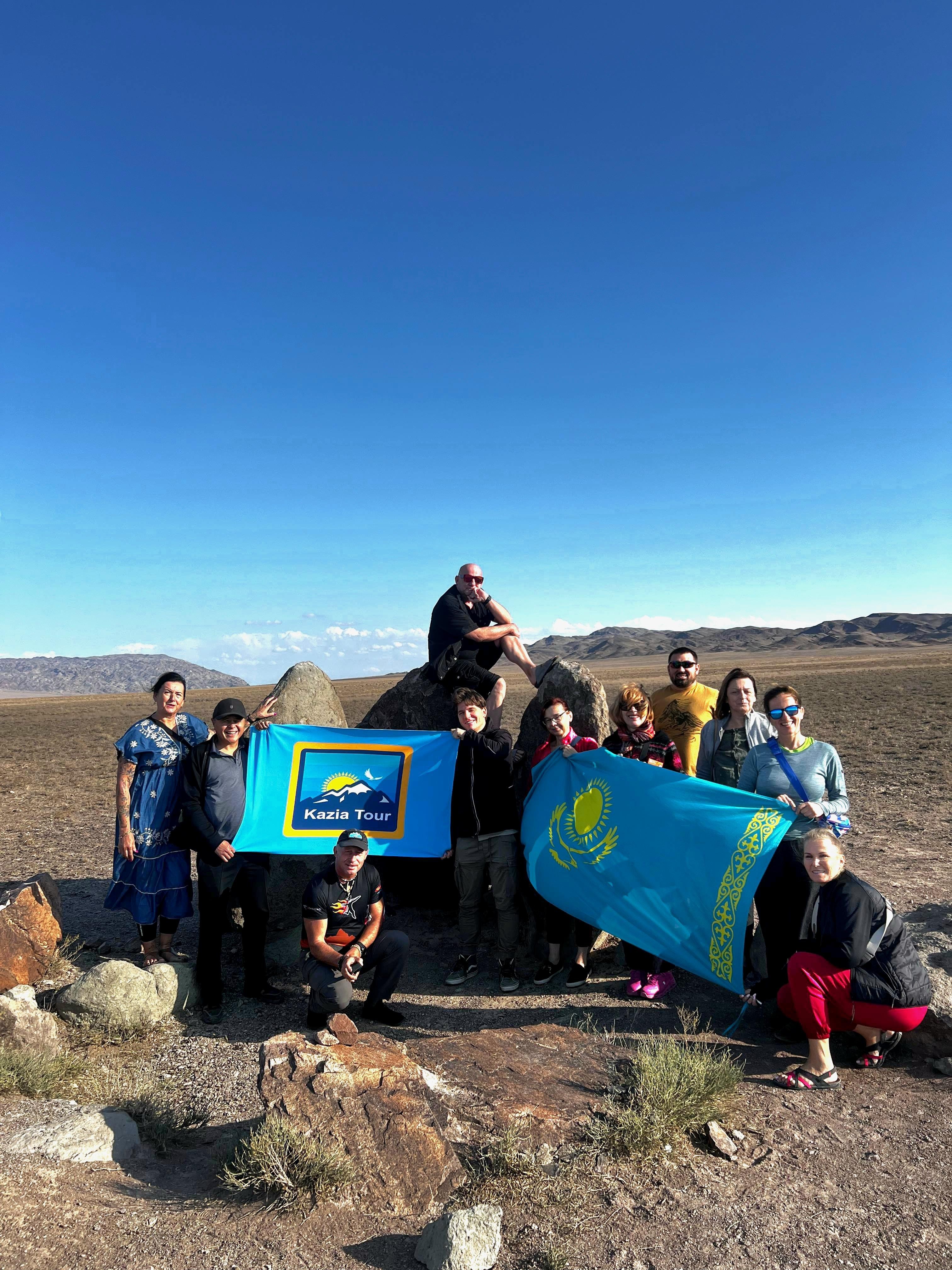 Altyn-Emel National Park: Aktau & Katutau Mountains 4WD Tour 3