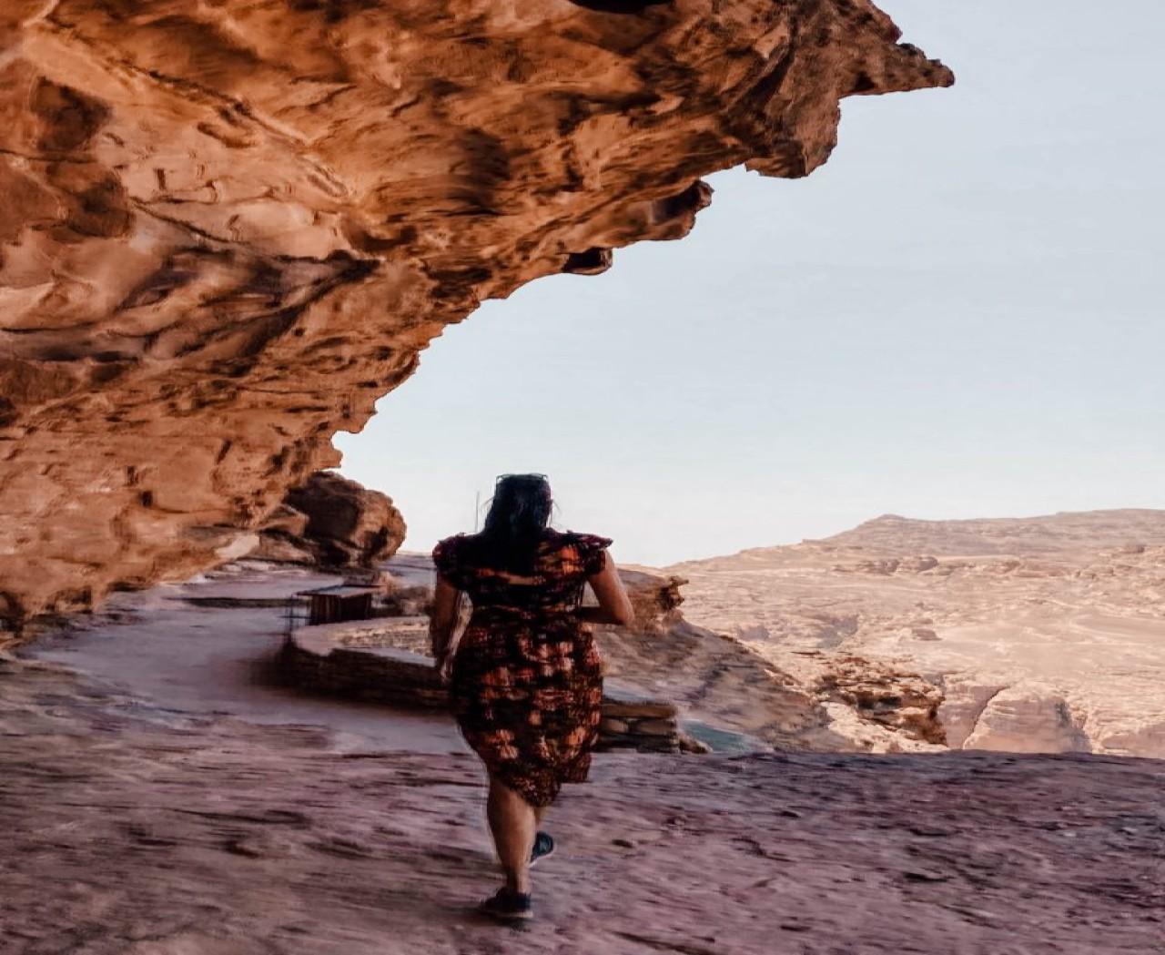 Petra Back Door Hike with a Local Guide 2