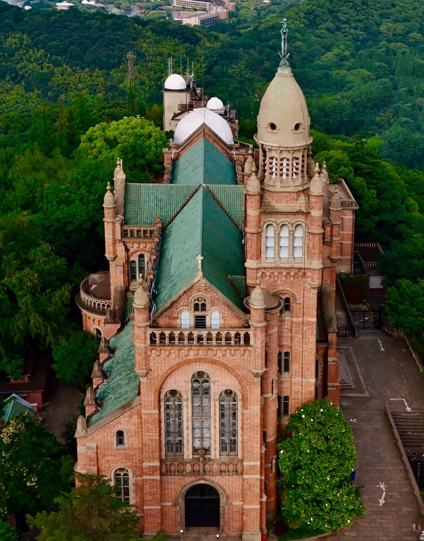 Shanghai: Sheshan Hill Private Tour with Hotel Pickup 2