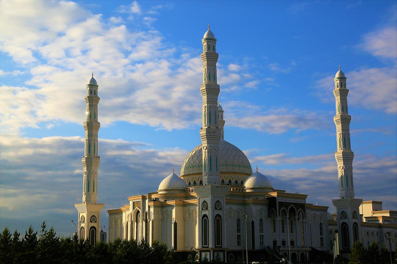 Astana: Private Guided City Tour with Lunch & Wine Tasting 3