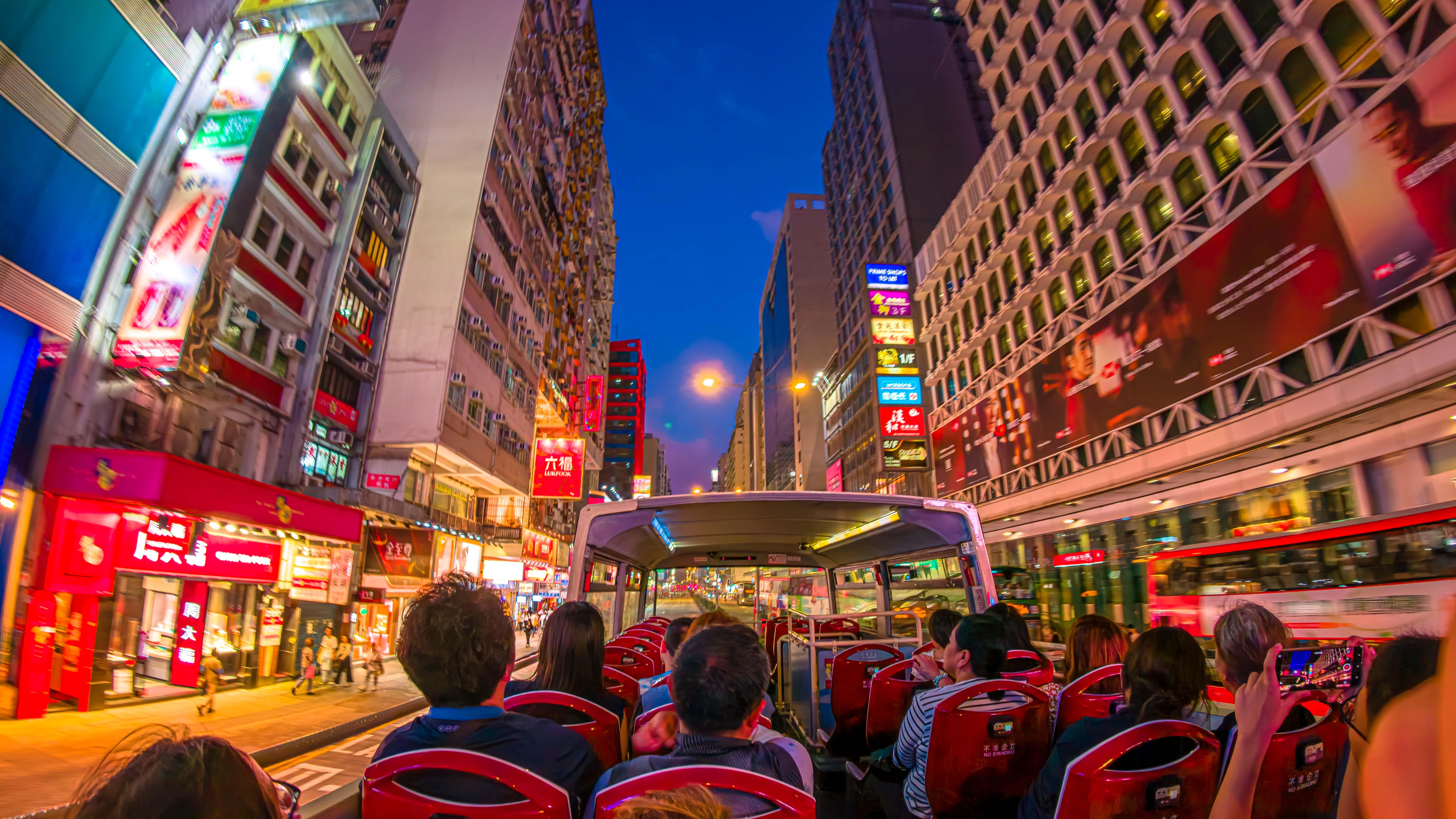 Hong Kong: Panoramic Night Tour of Kowloon by Open-top Bus 2