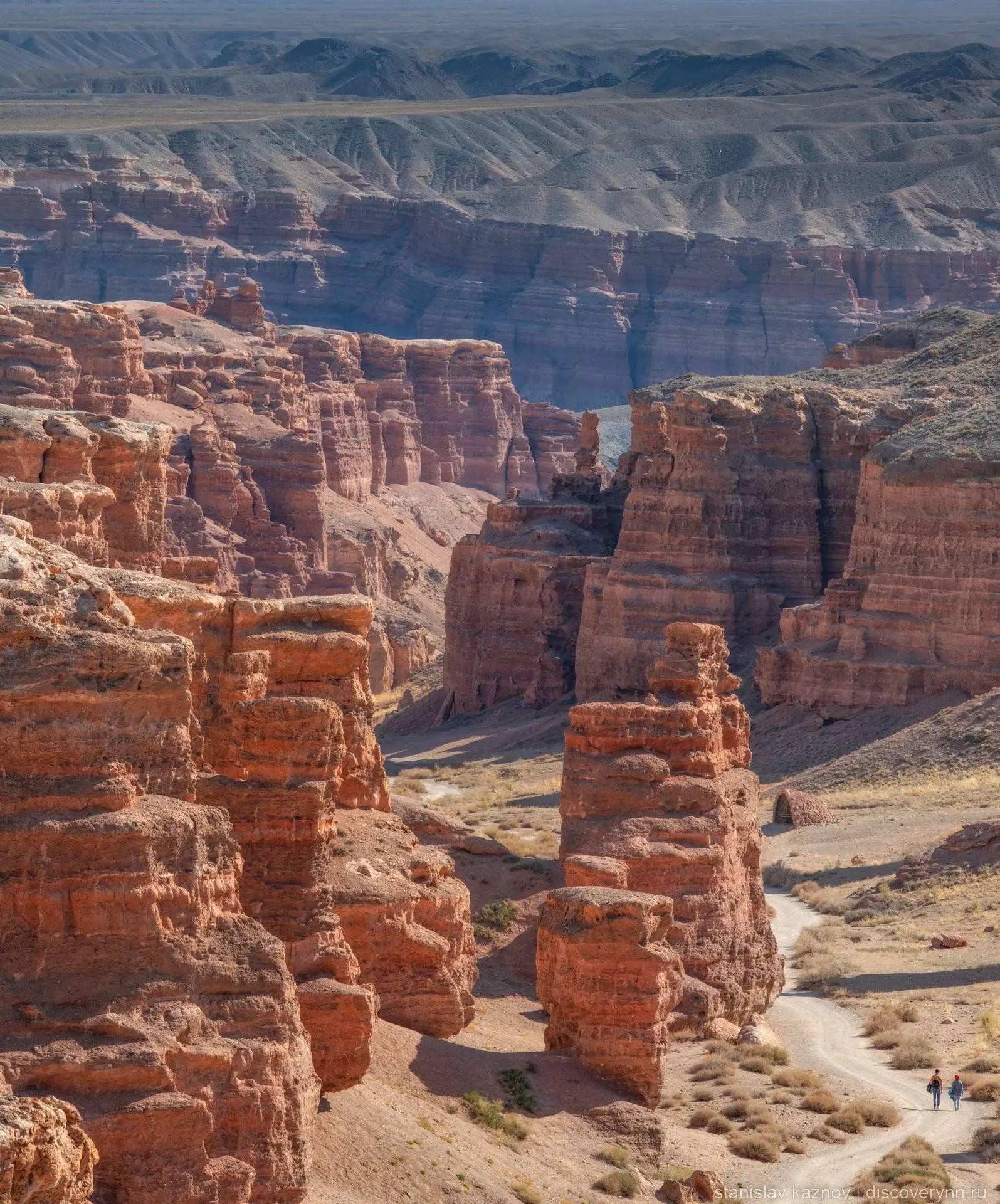 From Almaty: Charyn Canyon & Black Canyon Small-Group Tour