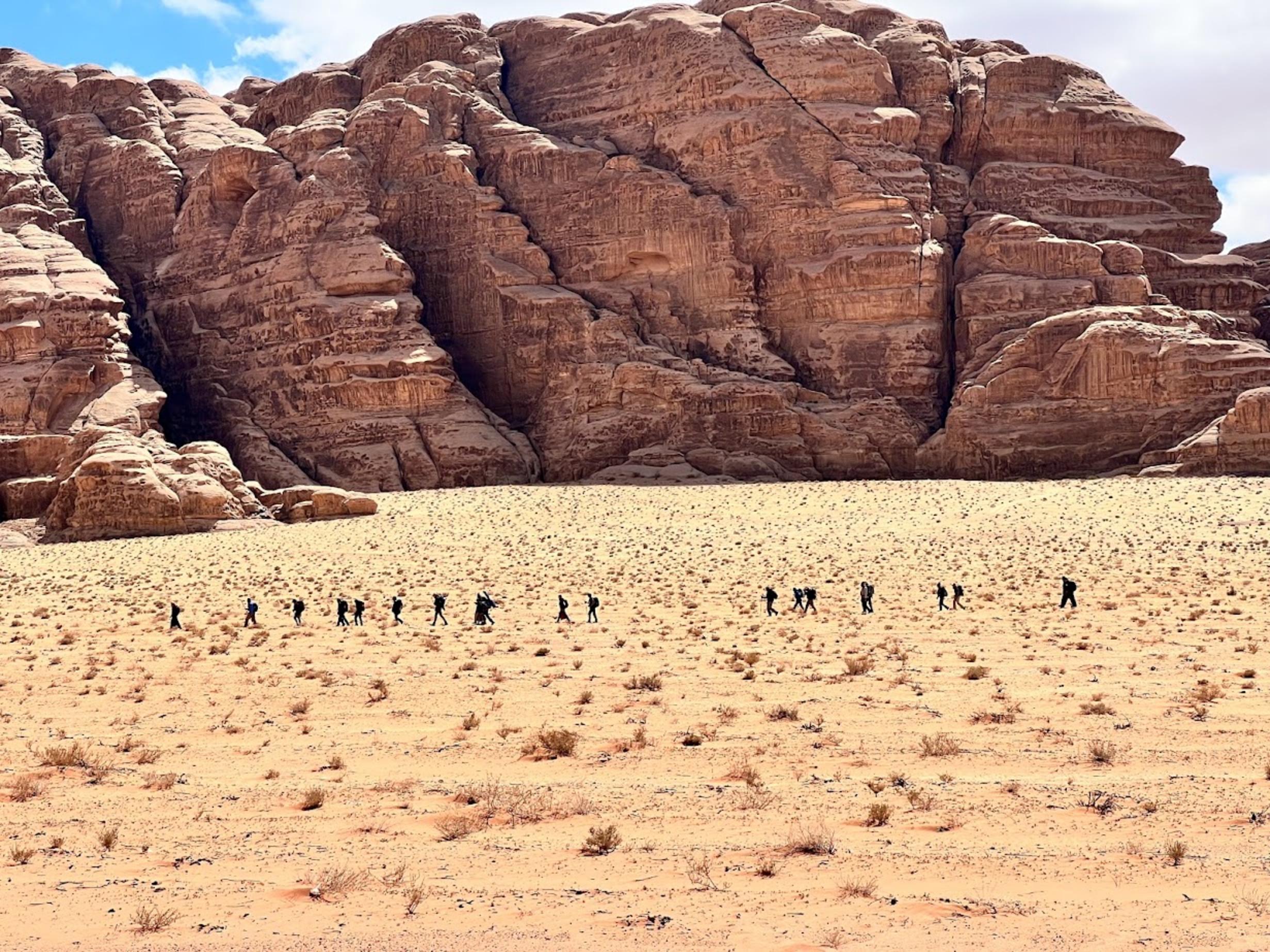 Wadi Rum: 2-Day 4x4 Tour and Um Addami Tour and 2 nights 3