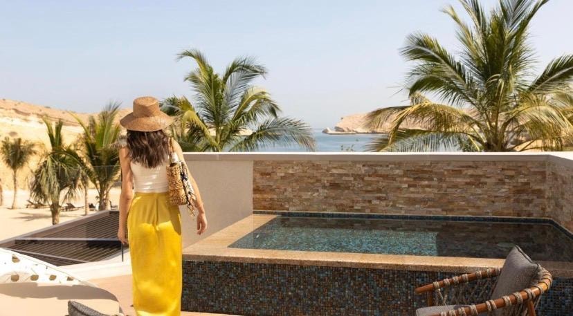 Muscat: 3-Day VIP Wildlife Boat Tour and Wadi Shab Hike 2