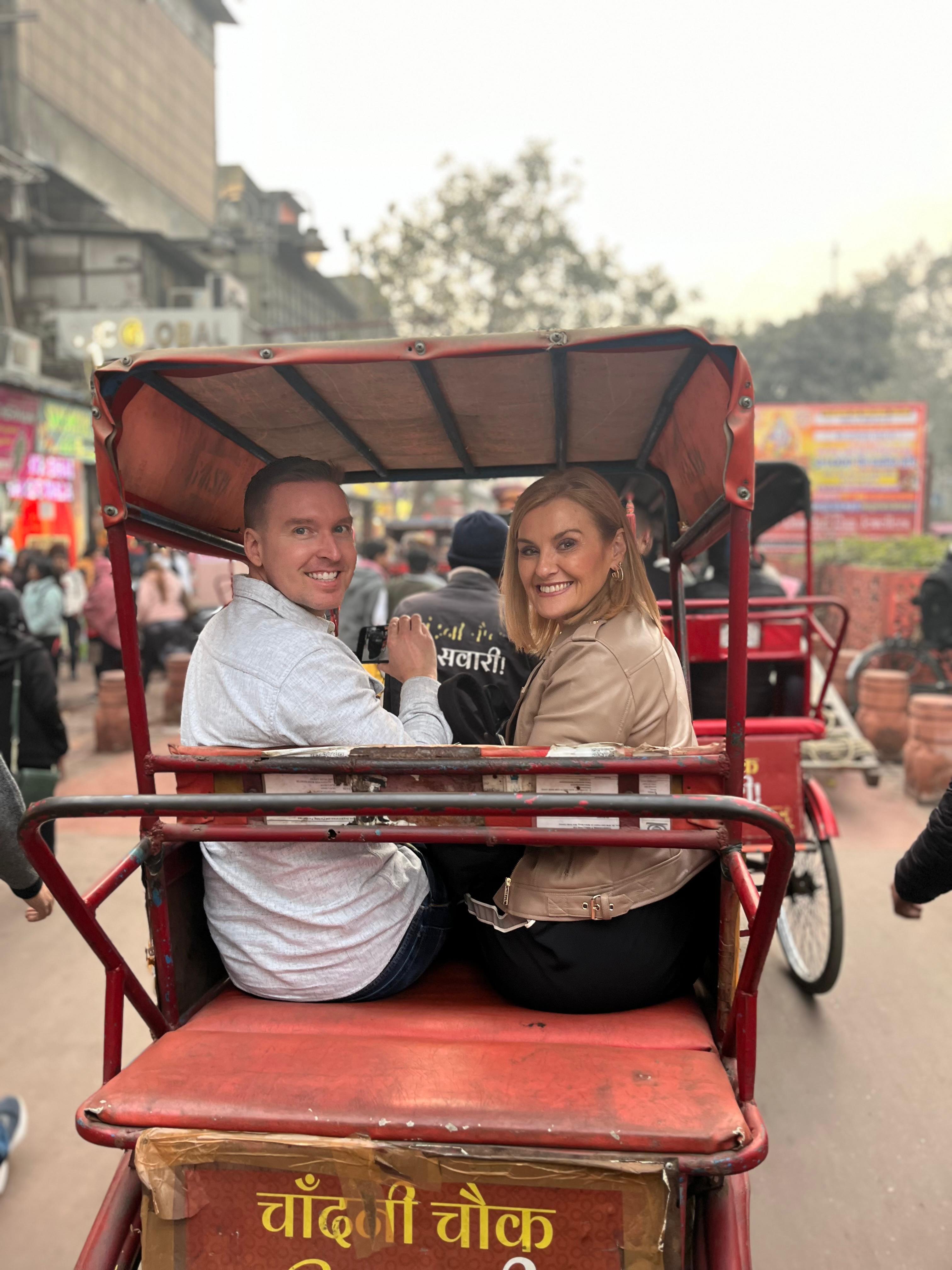 Temples, Bazaars & FoodTasting in OldDelhi with female Guide