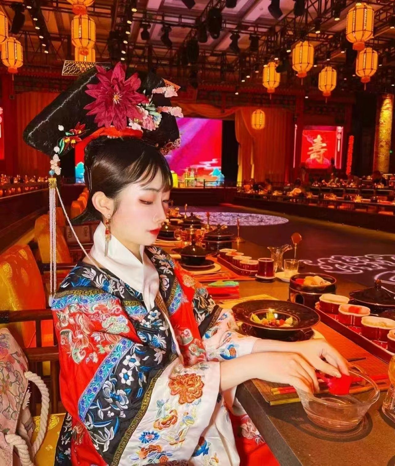 Yuxiandu Royal Cuisine with Show optional Attraction Ticket