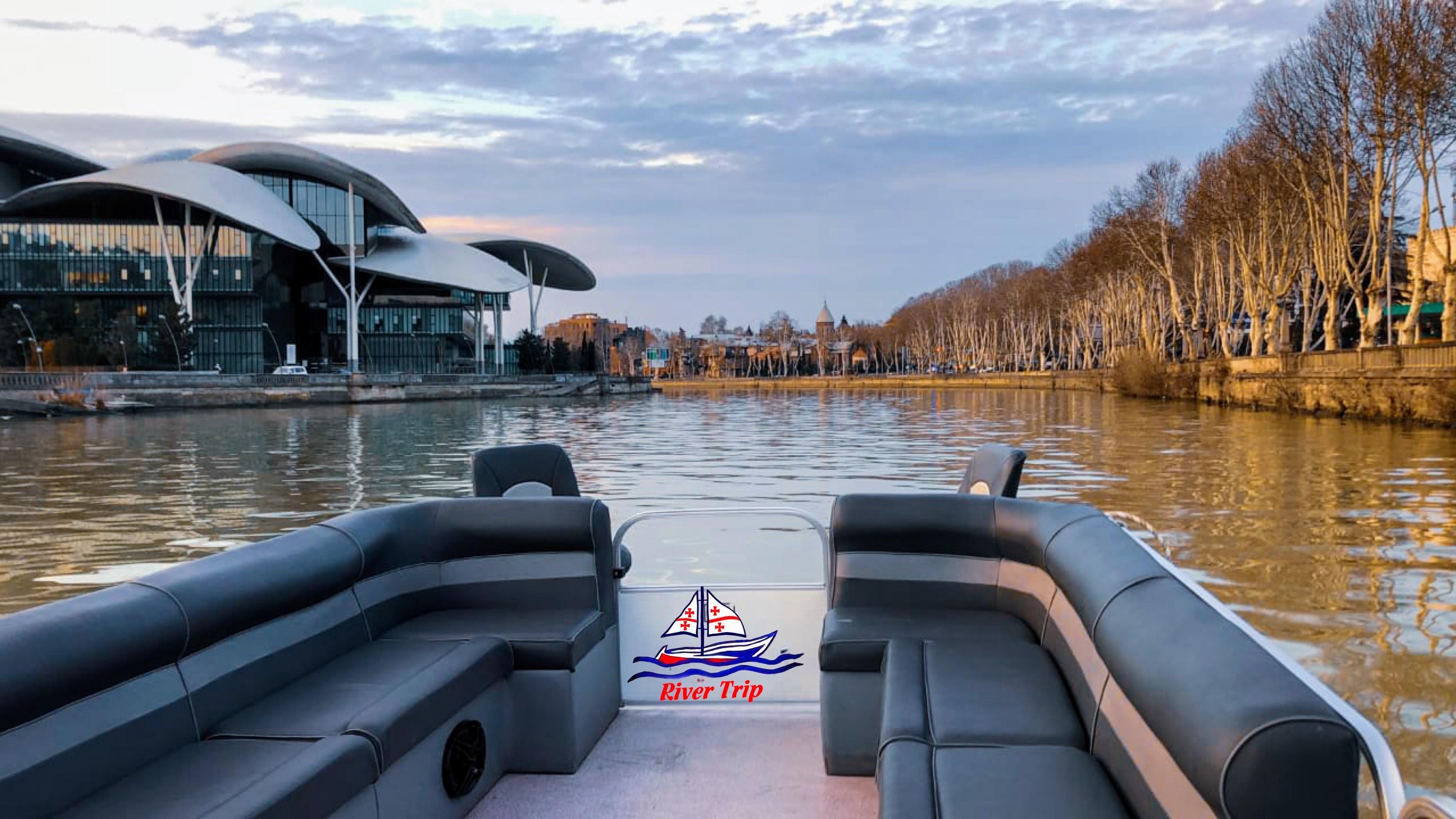Tbilisi: River Sightseeing Cruise with Drinks