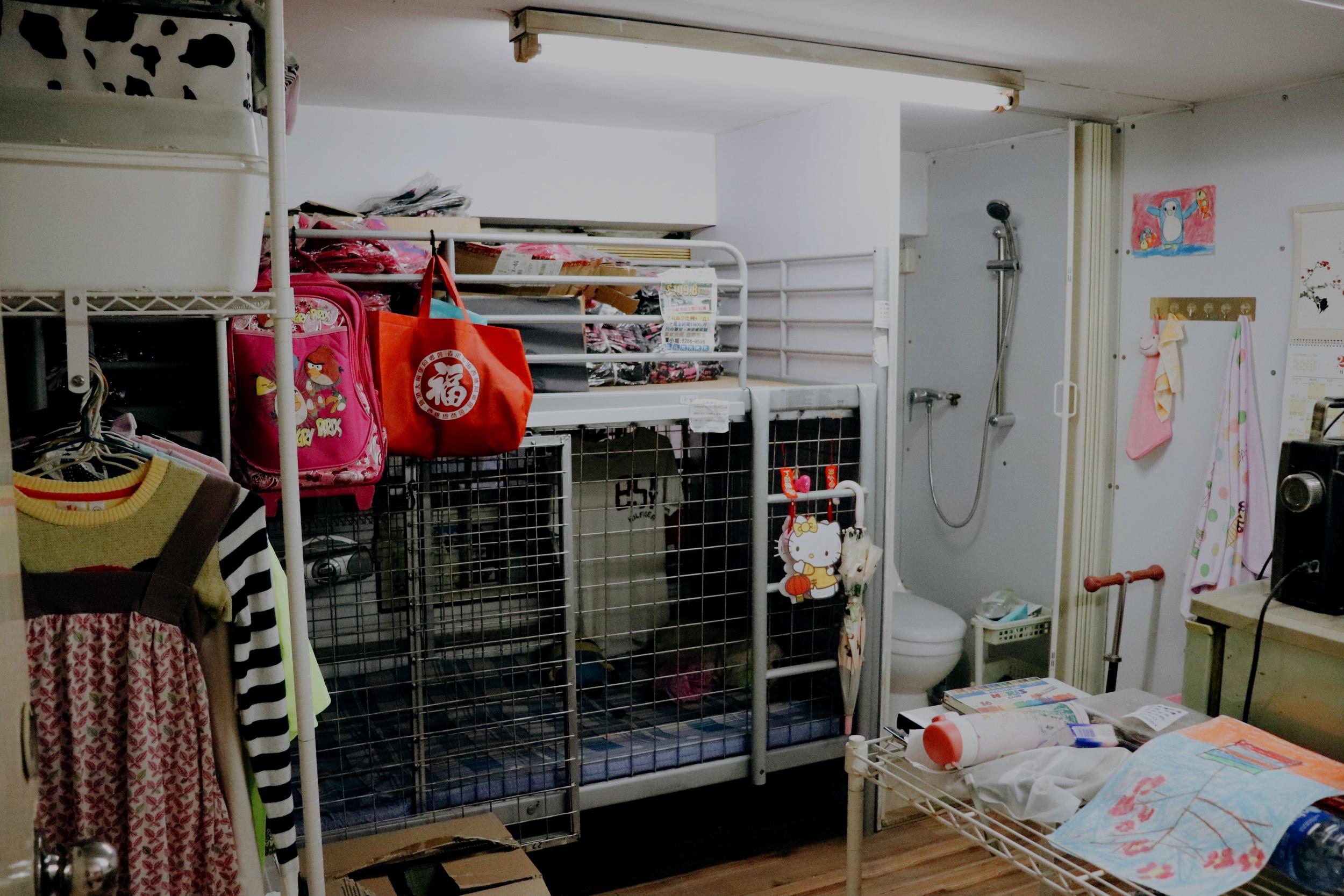 Hong Kong: Alternative Hong Kong Caged Home Walking Tour 2